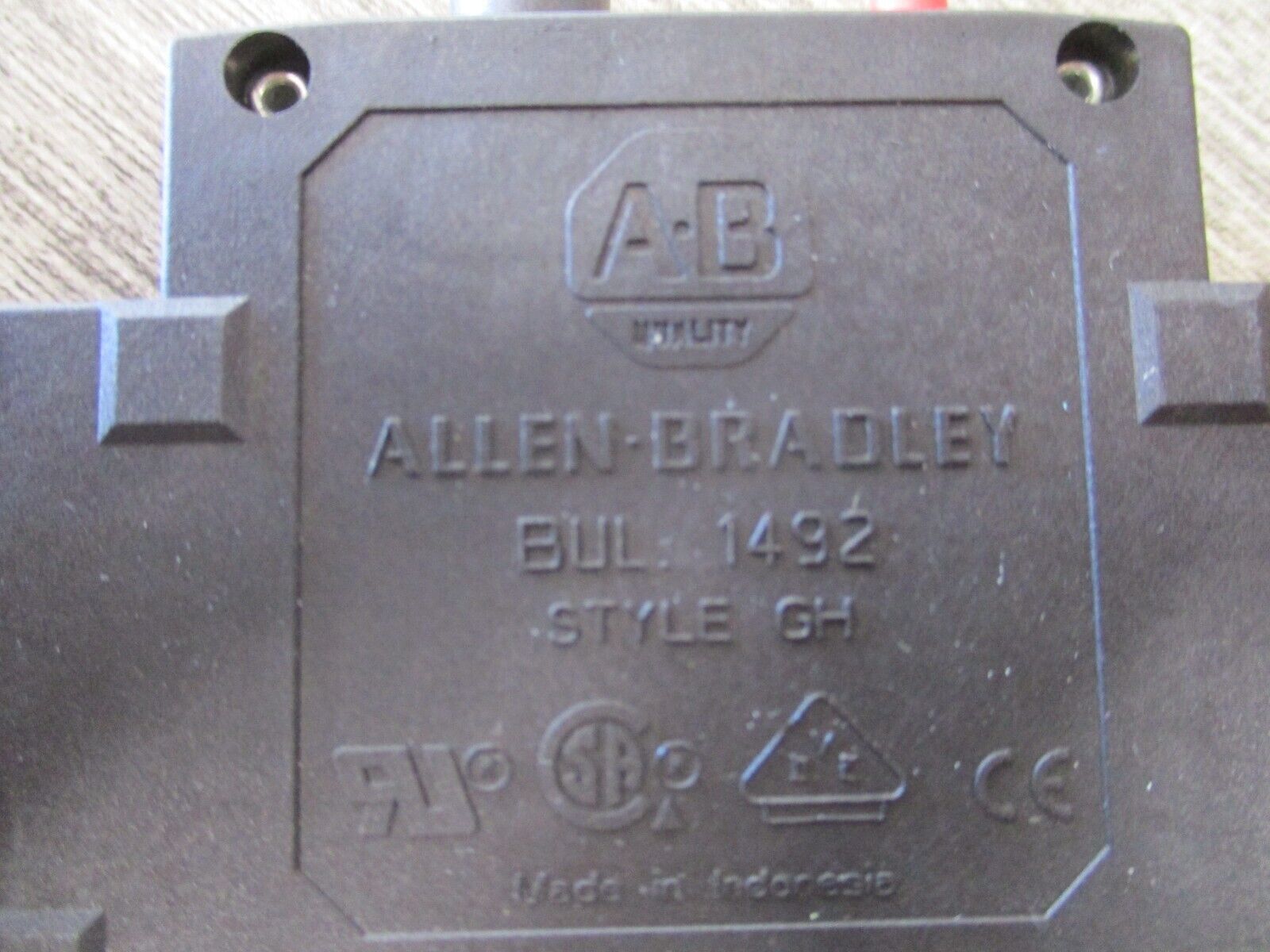 Allen-Bradley Supplementary Protector 1492-GH020 Ser. B 2A New Surplus