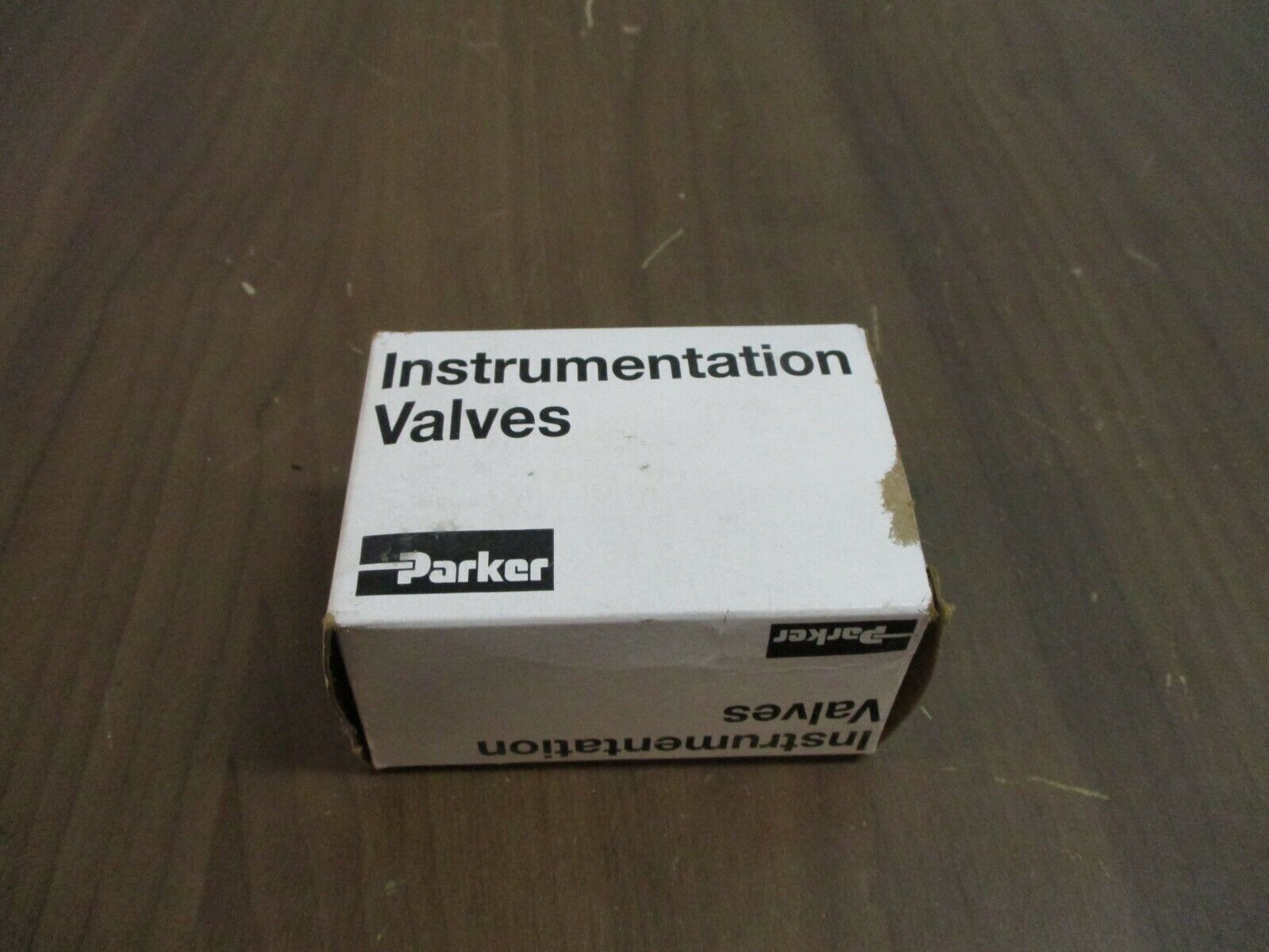 Parker Stainless Steel Needle Valve 4F-V6LR-SS-GR 1/4" New Surplus
