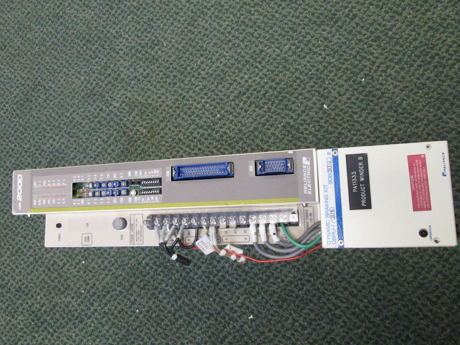 Reliance Brushless AC Servo Drive 3RA2002 Type HR2000 w/ Dynamic Brake Used