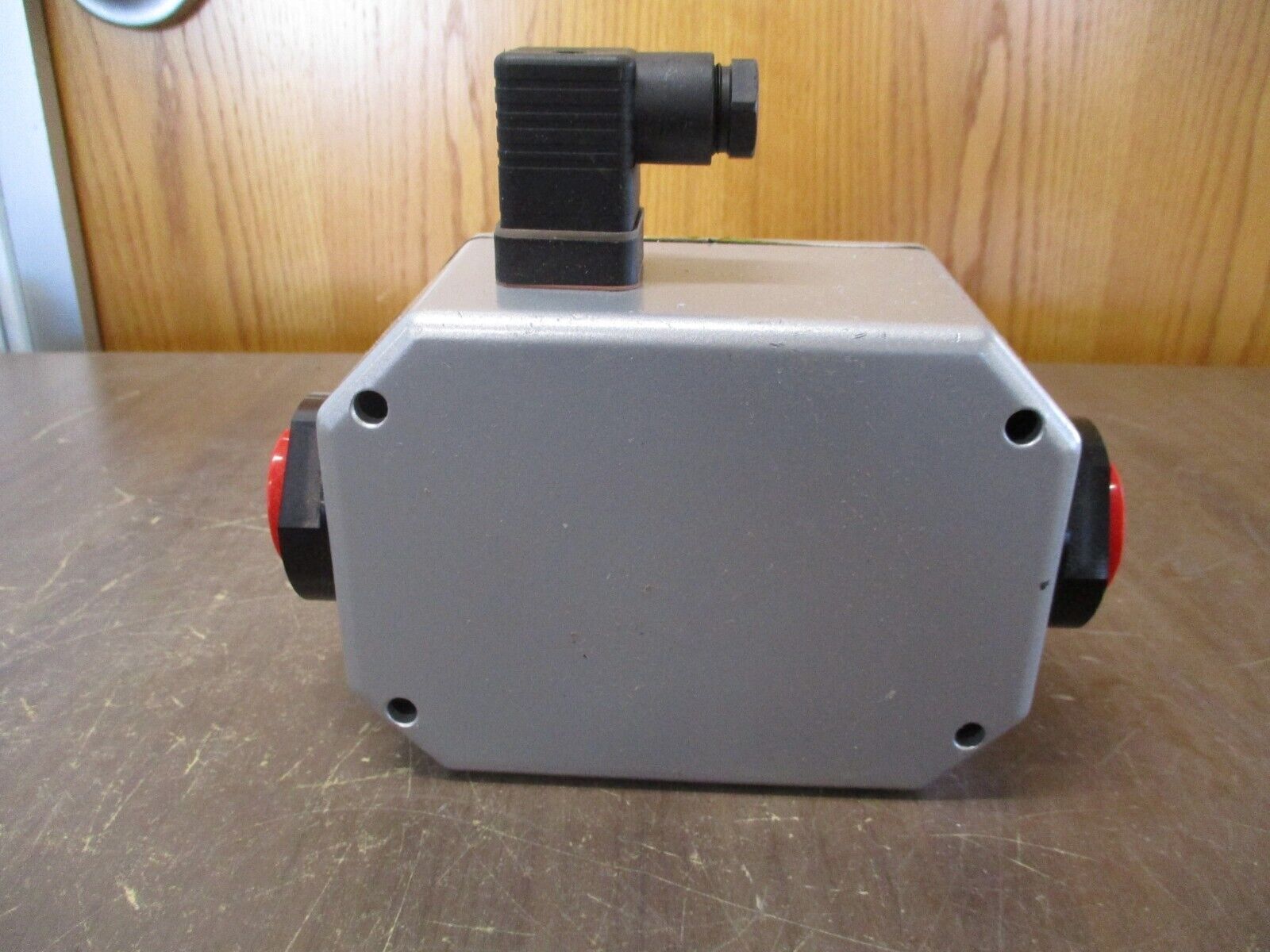 Aw-Lake Flowmeter N4A6HH02 3500PSI 2.0 GPM Max New Surplus