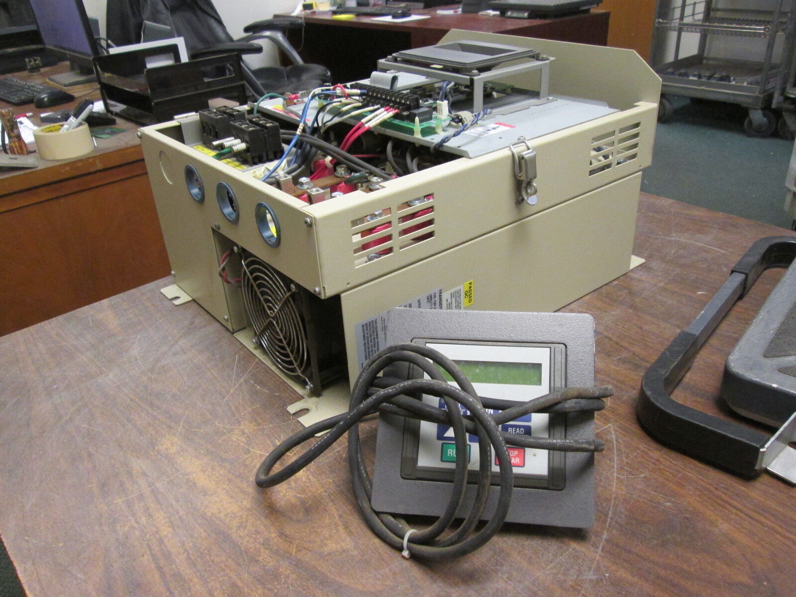 Toshiba H3 AC Drive VT130H3U4220 20HP 3Ph *No Cover* Used