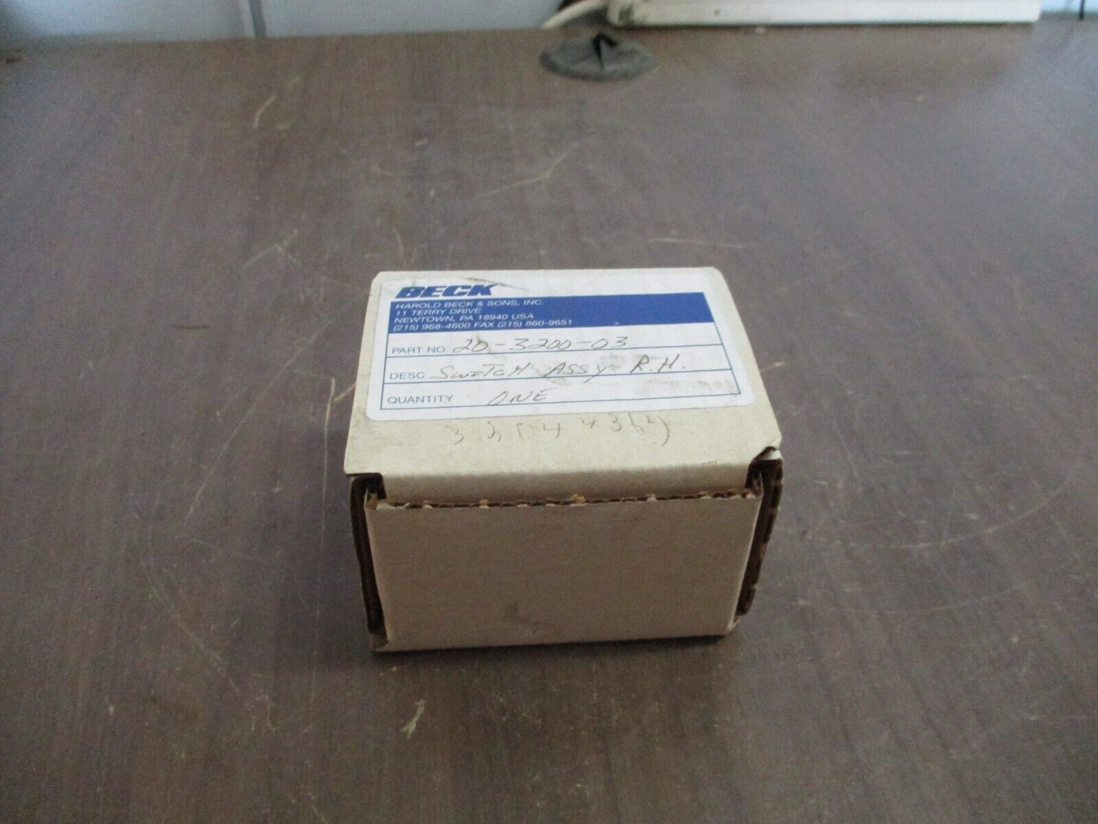 Beck Switch Assembly R.H. 20-3200-03 New Surplus