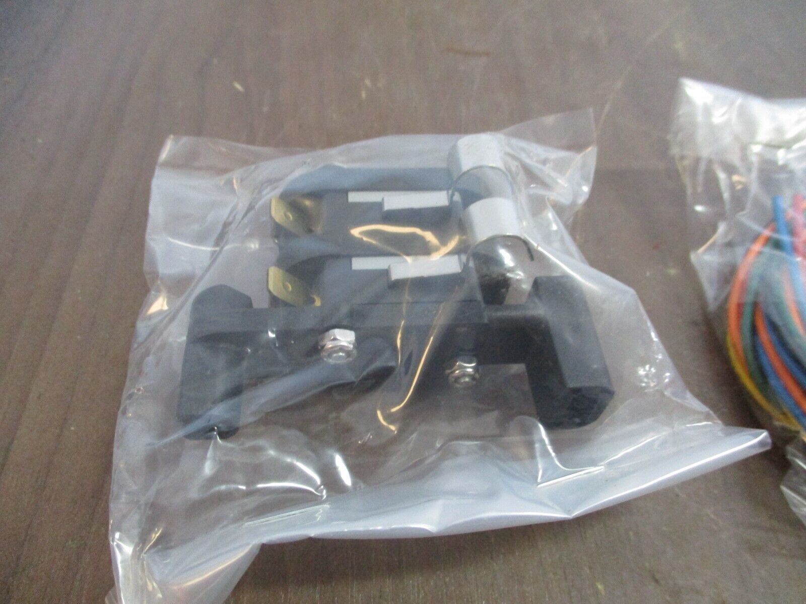 Beck Switch Assembly R.H. 20-3200-03 New Surplus