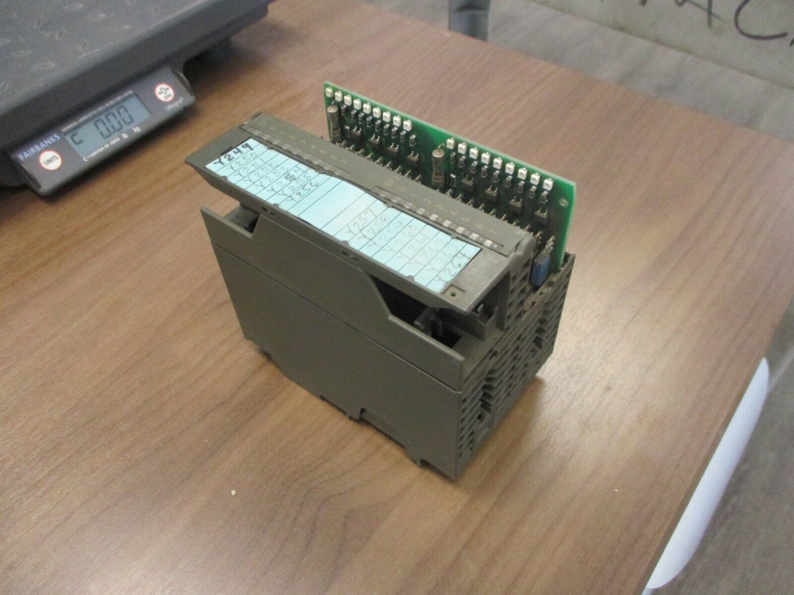 Siemens Simatic S7 SM322 Digital Output Module 6ES7 322-1EL00-0AA0 120VAC 1A