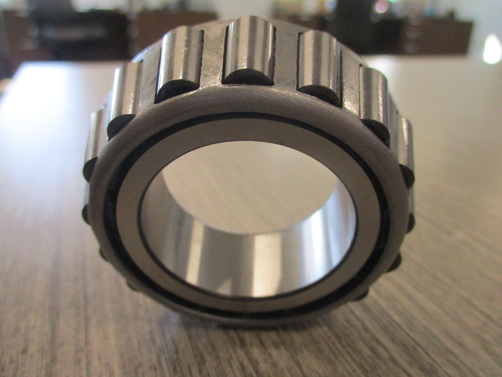 Timken Tapered Roller Bearing 14137A New Surplus