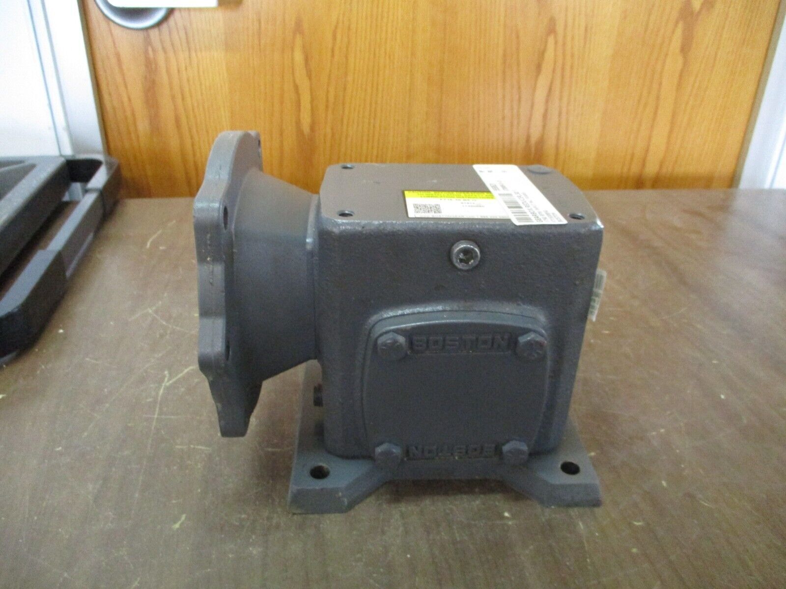 Boston Gear Reducer F715-30-B5-G Ratio 30:1 0.54HP 445 LB-In Torque Out Used