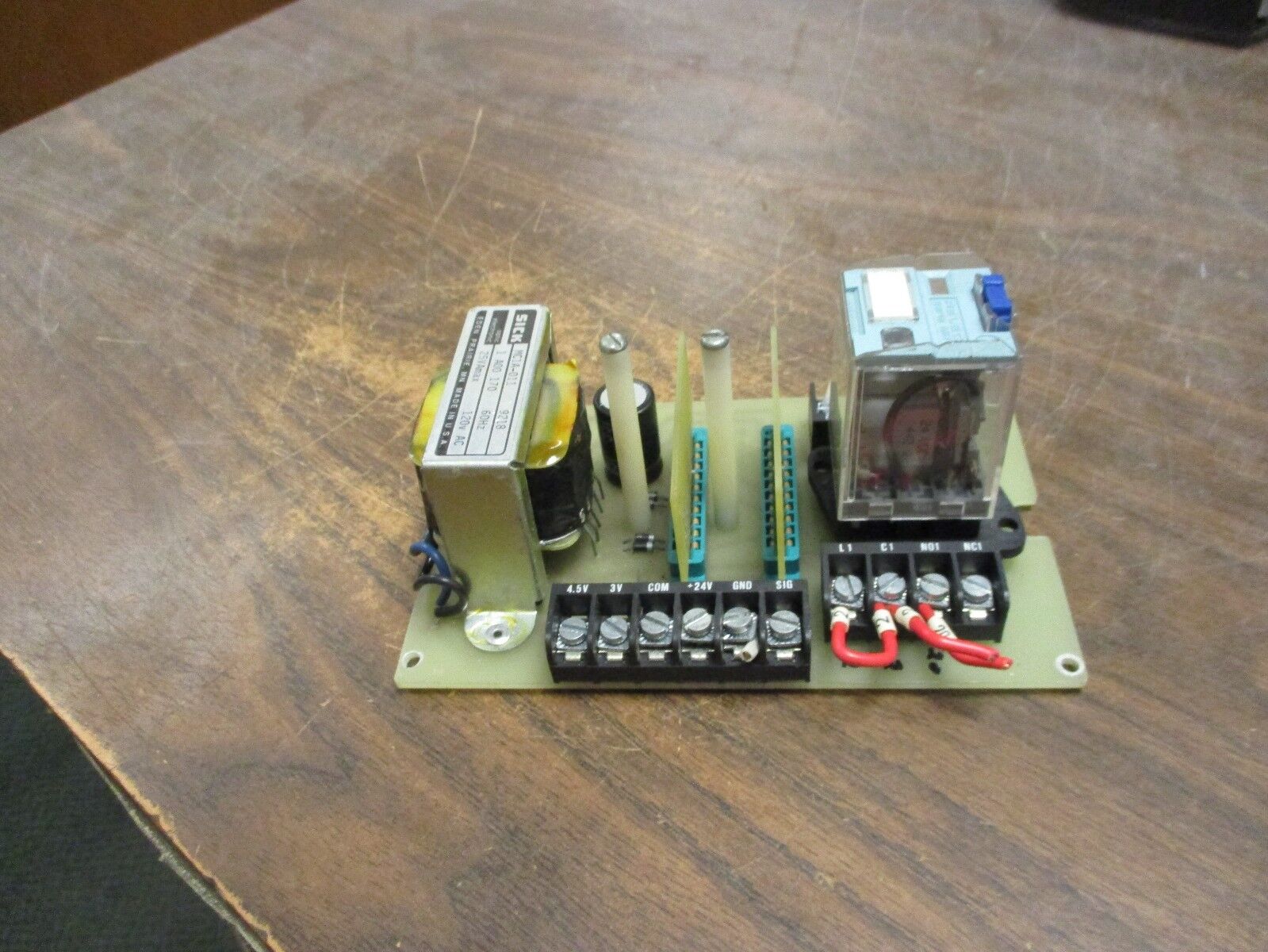 Sick Power Supply MC1A-011 120VAC 60Hz 25VA Used