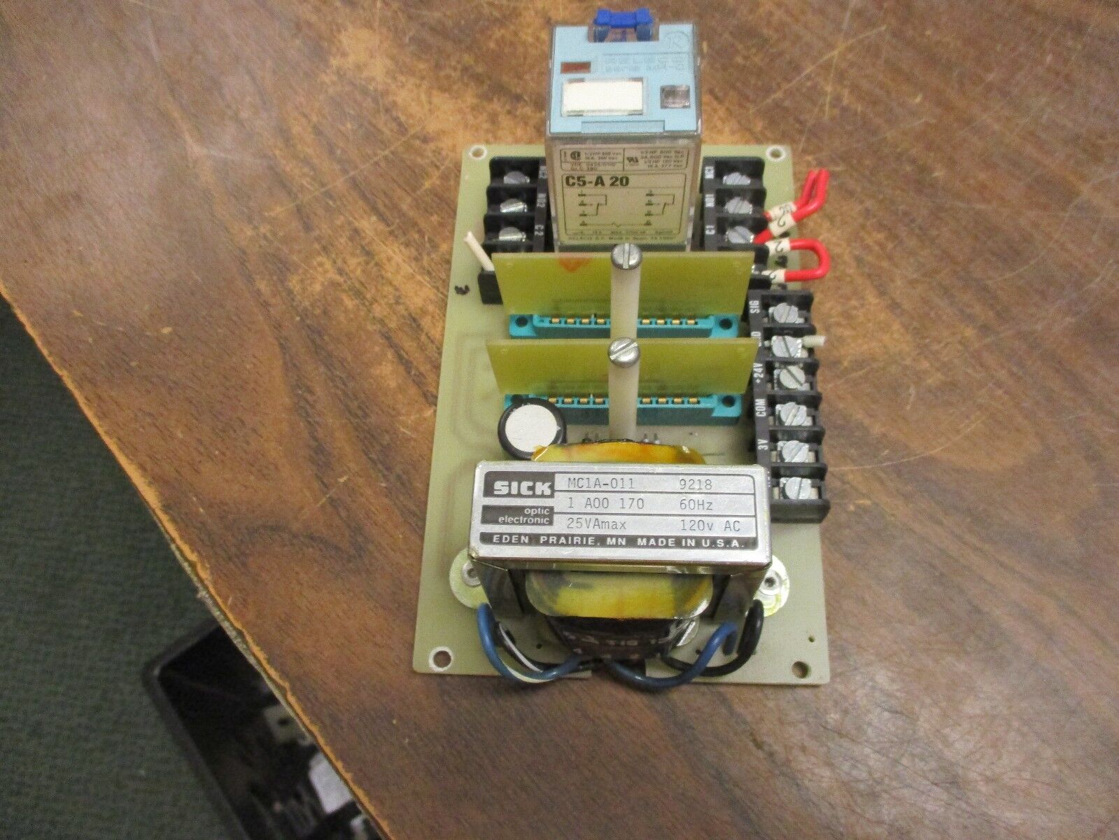Sick Power Supply MC1A-011 120VAC 60Hz 25VA Used
