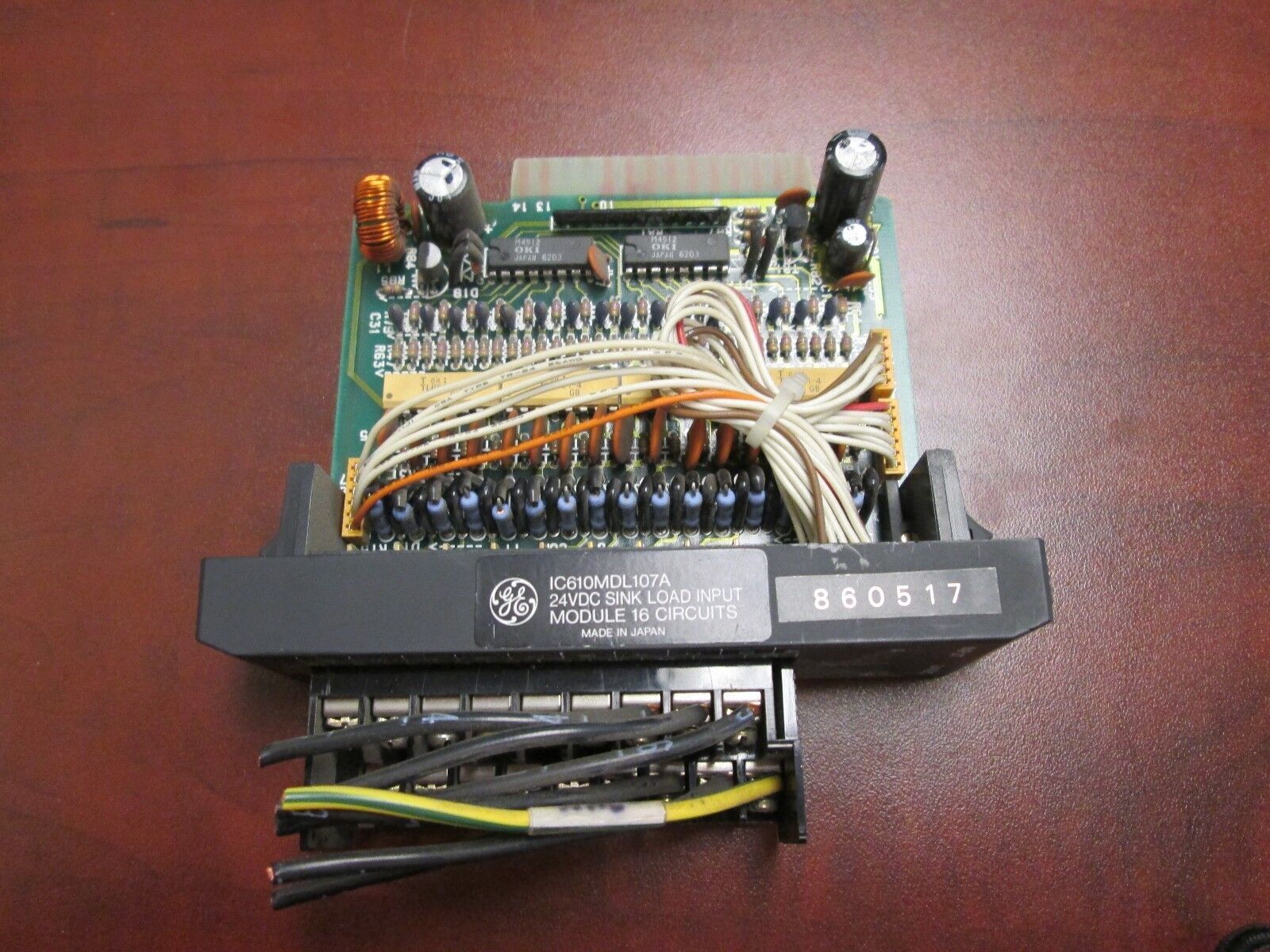 GE Fanuc Sink Load Input Module IC610MDL107A Used