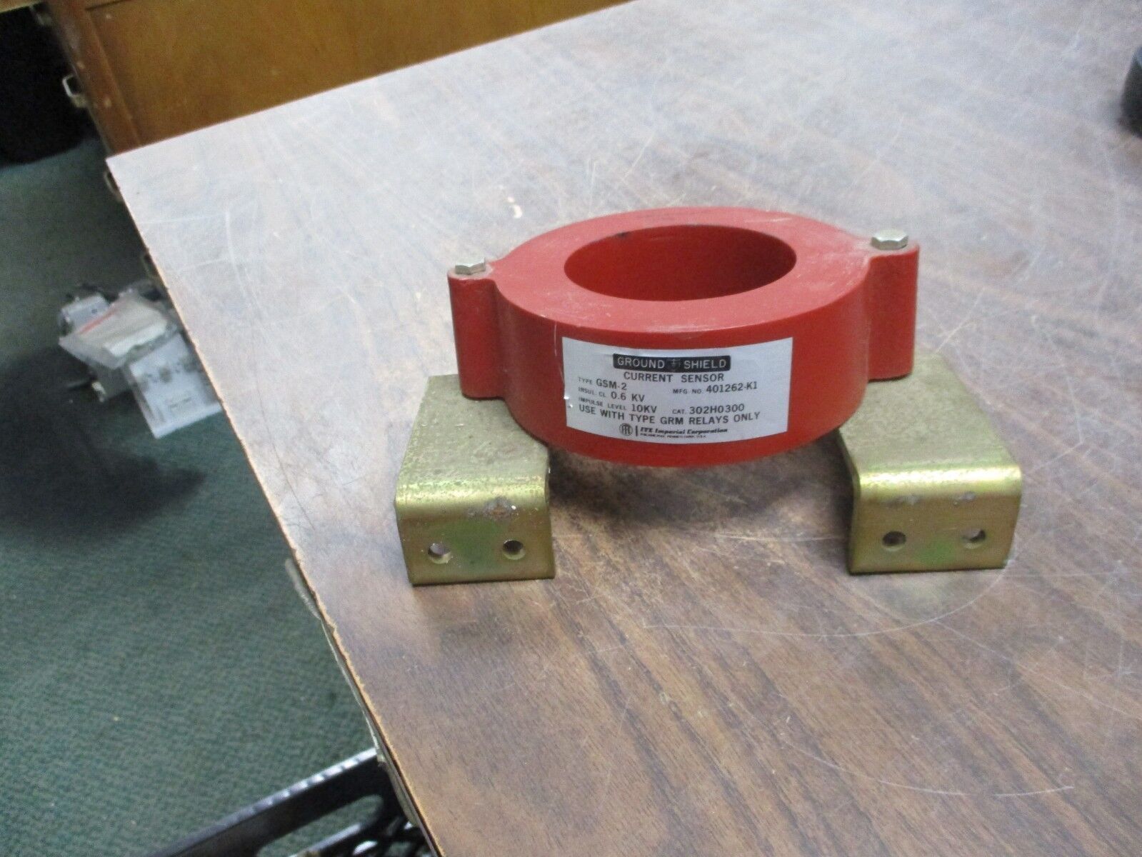ITE Type GSM-2 Ground Shield Current Sensor 302H0300 600V 10KV BIL Used