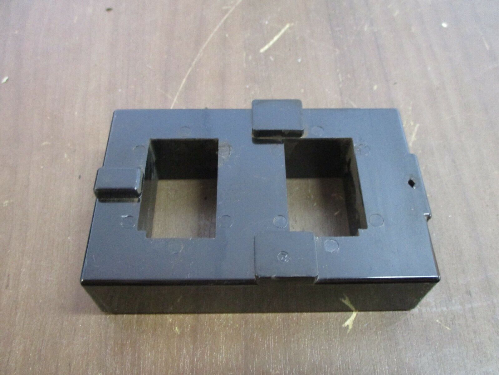 Allen-Bradley Magnetic Coil 73A83 240V@60Hz 220V@50Hz *No Terminal Screws* Used