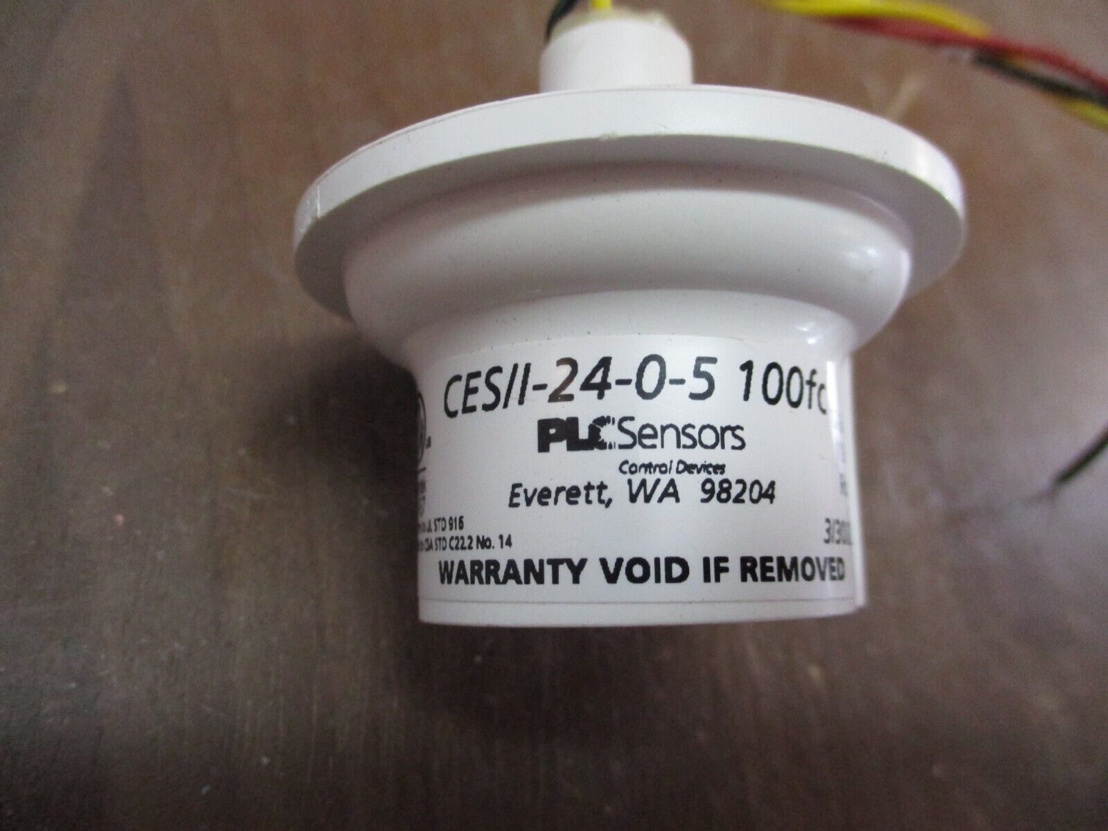 PLC Sensors Photodiode Sensor CES/I-24-0-5 100fc Used