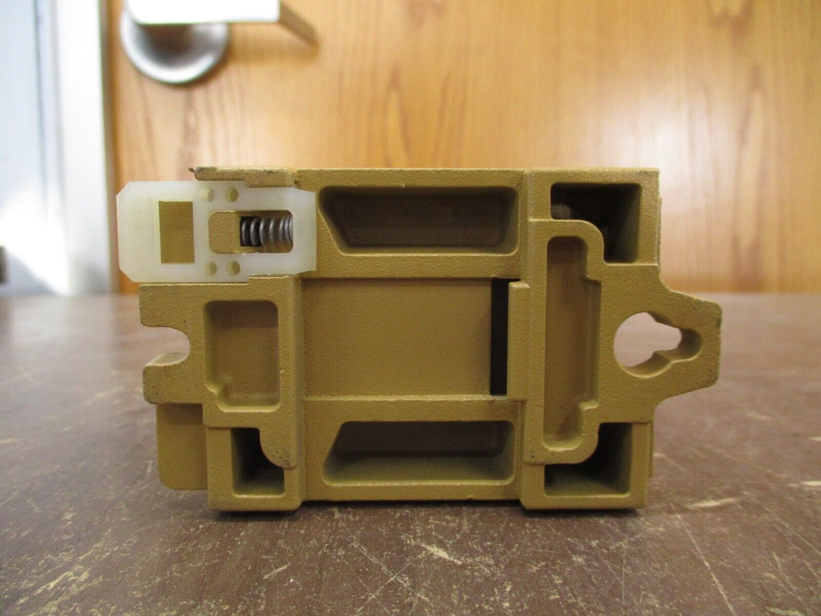 Allen-Bradley AC Relay 700-P800A1 120V Coil Used