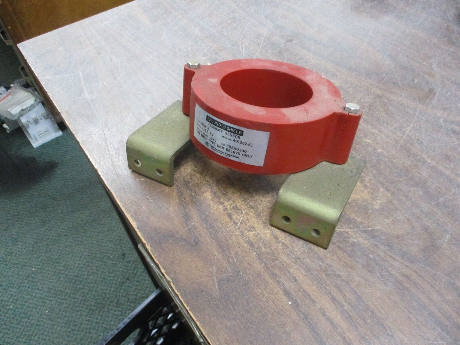 ITE Type GSM-2 Ground Shield Current Sensor 302H0300 600V 10KV BIL Used