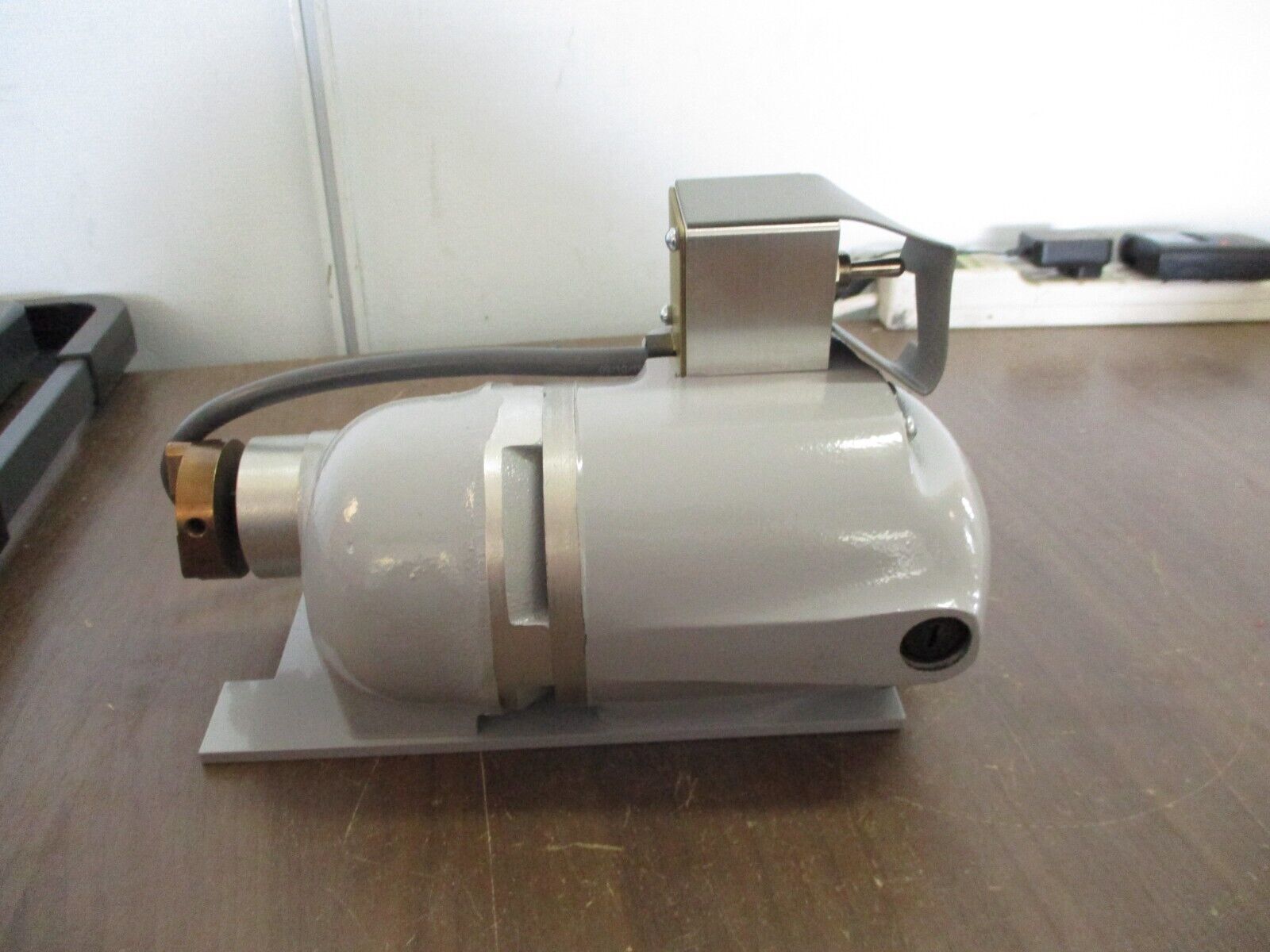 GE Elevating Motor 0685C0810G005 230VAC/250VDC *No Box* New Surplus