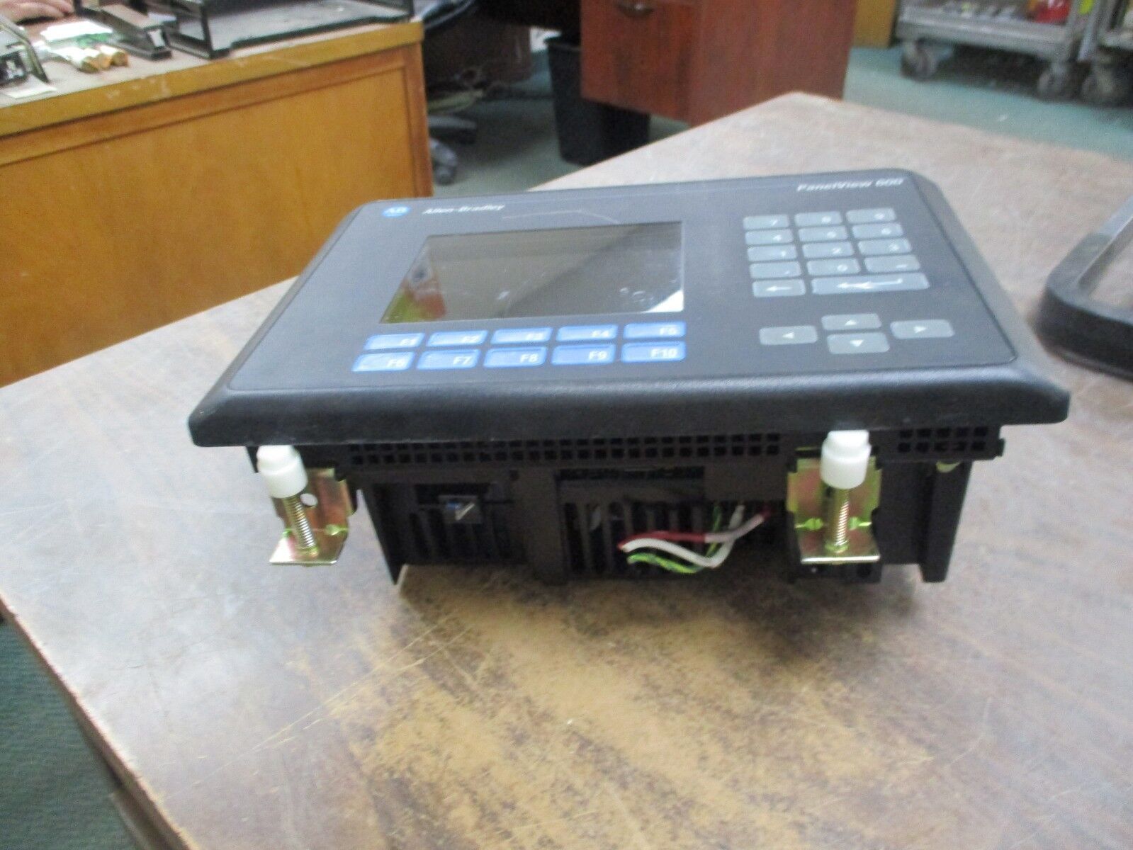 Allen-Bradley PanelView 600 2711-K6C1 Ser. B Rev. F FRN 4.00 100-240V 0.6-0.35A