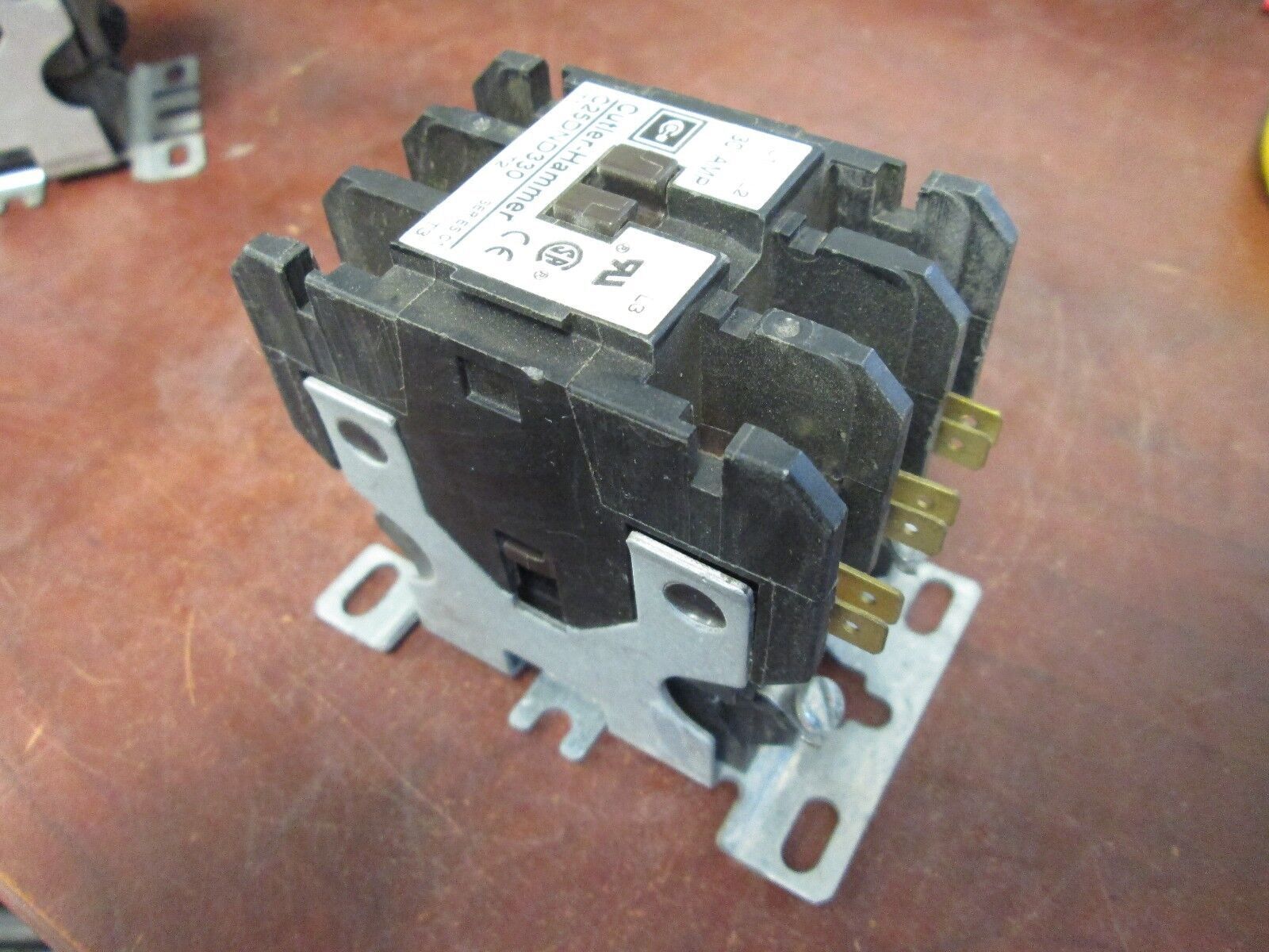 Cutler-Hammer Contactor C25DND330 104-120V Coil 30A Used