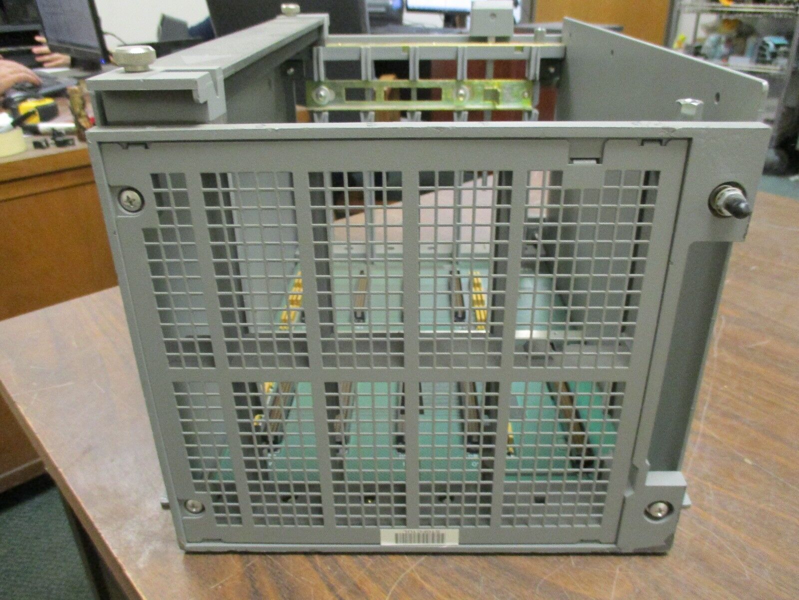 Allen-Bradley 4-Slot Chassis 5110-A4 A *Chipped Corner* Used
