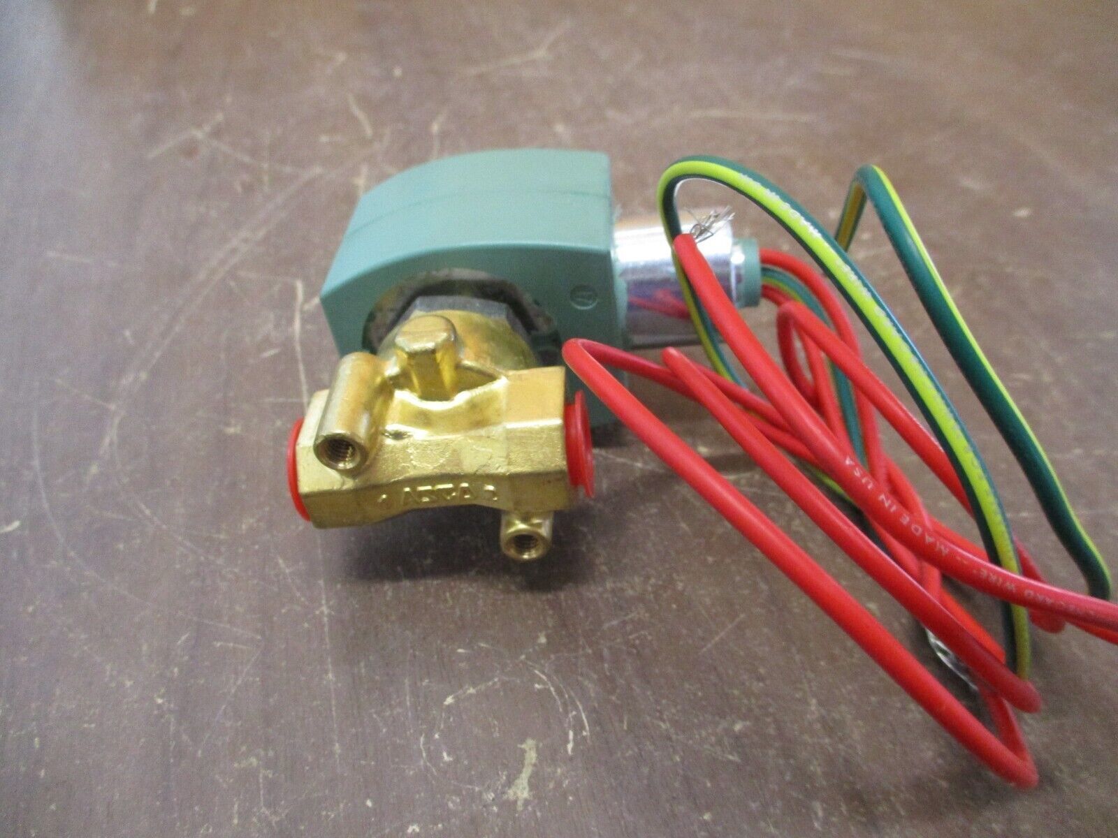 Asco RedHat Solenoid Valve 8262H022 120V Coil New Surplus