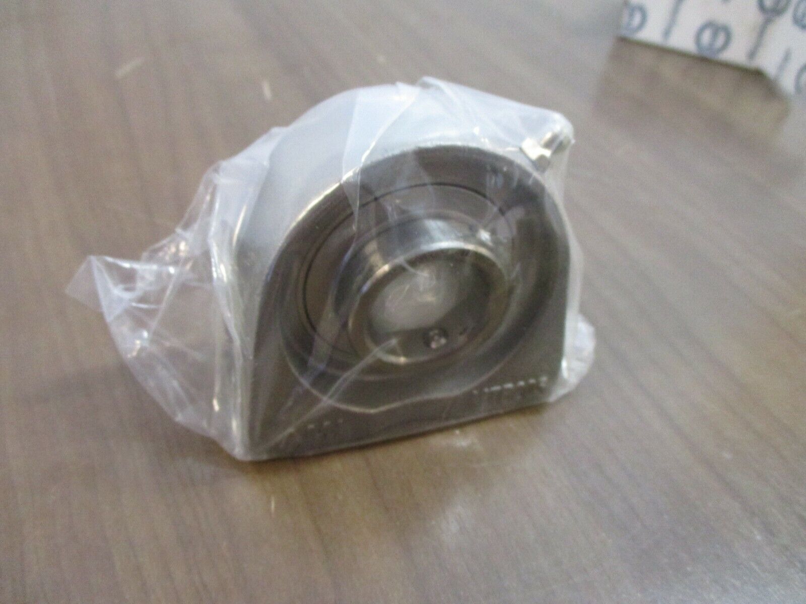 AMI Bearing MUCTB205-16 New Surplus