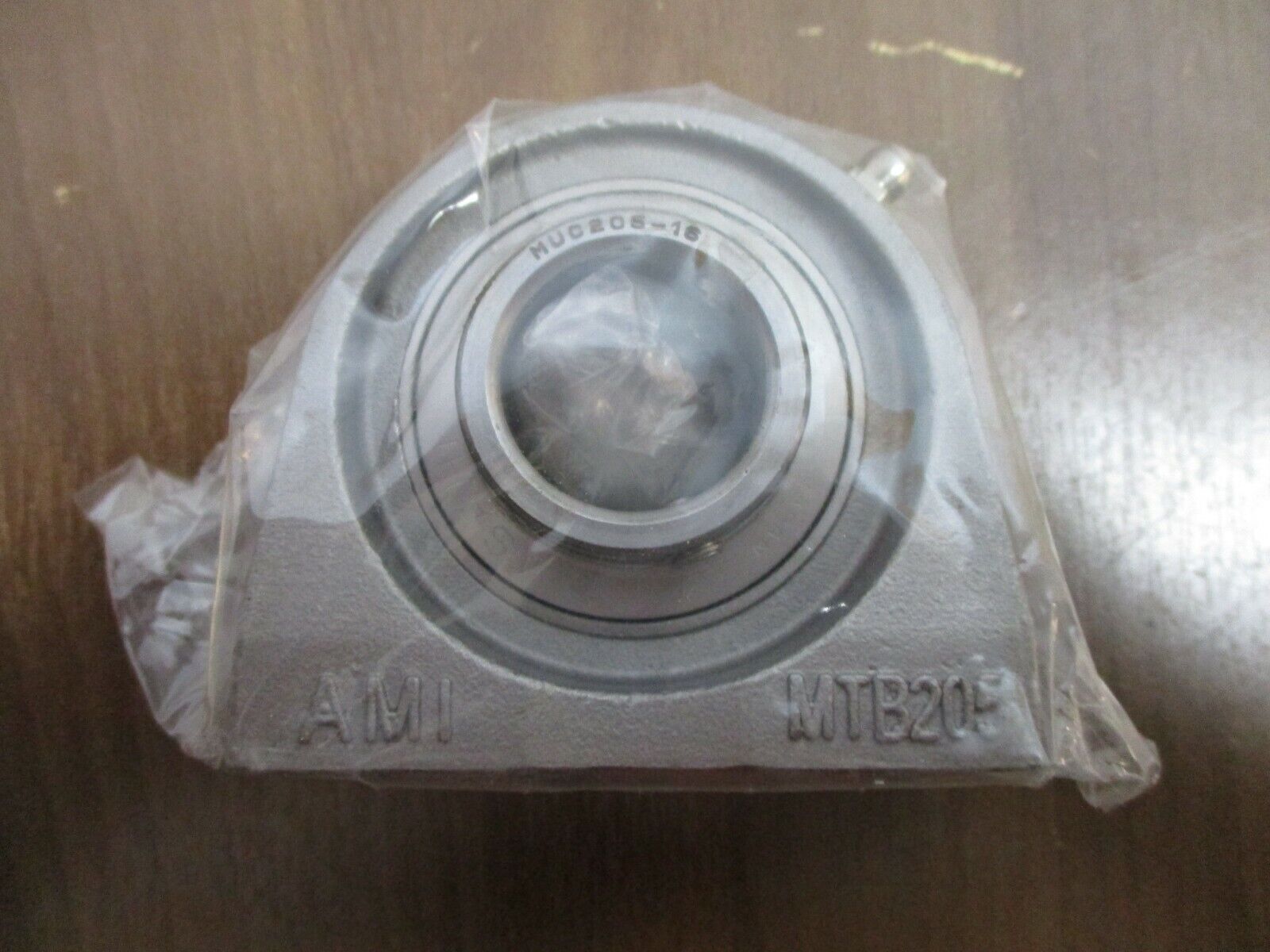 AMI Bearing MUCTB205-16 New Surplus