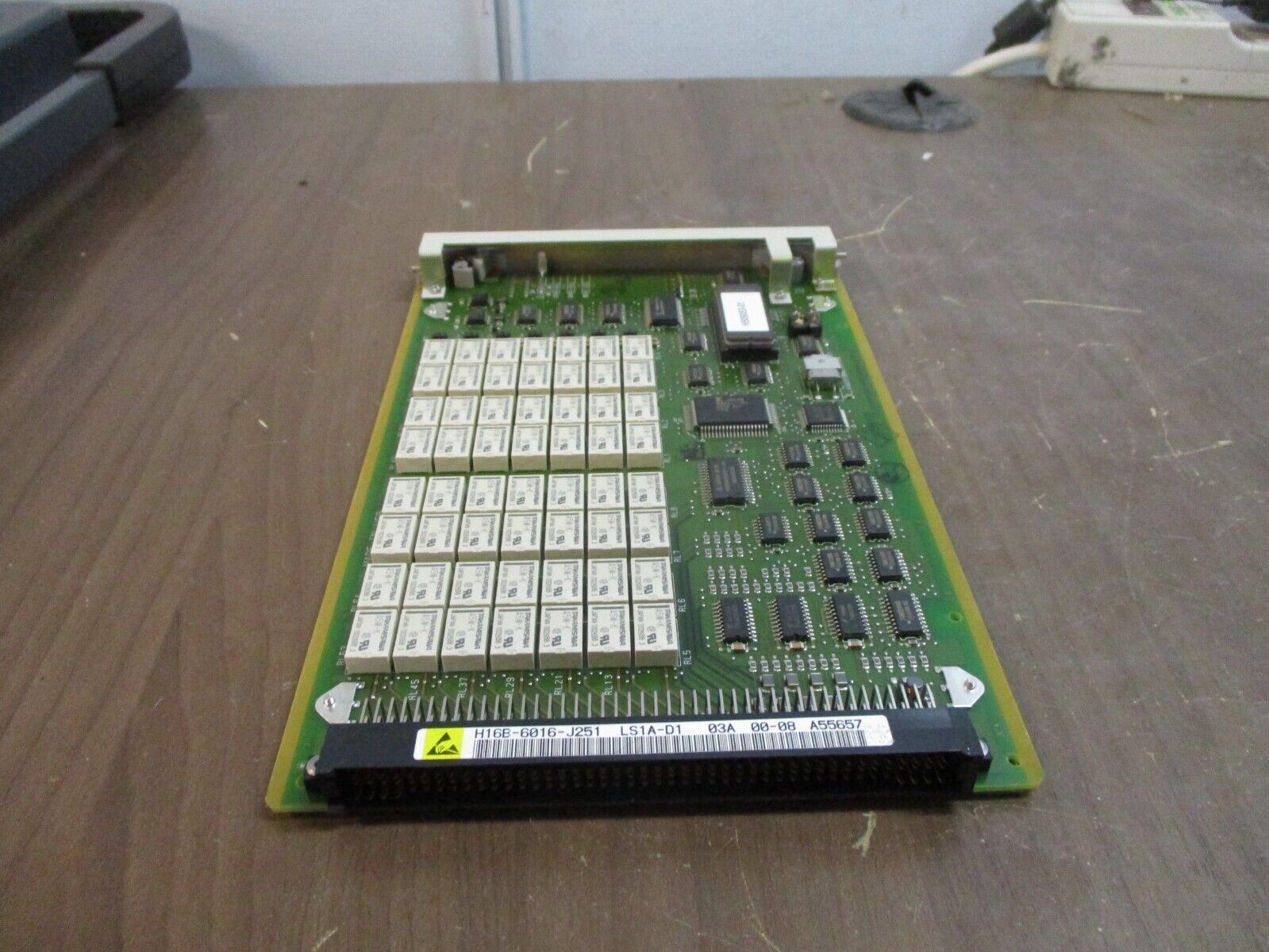 Fujitsu LS Switch Unit SNP5JMSCAA Iss. 04 FC9612LSD1 / LS1A-D1 Used