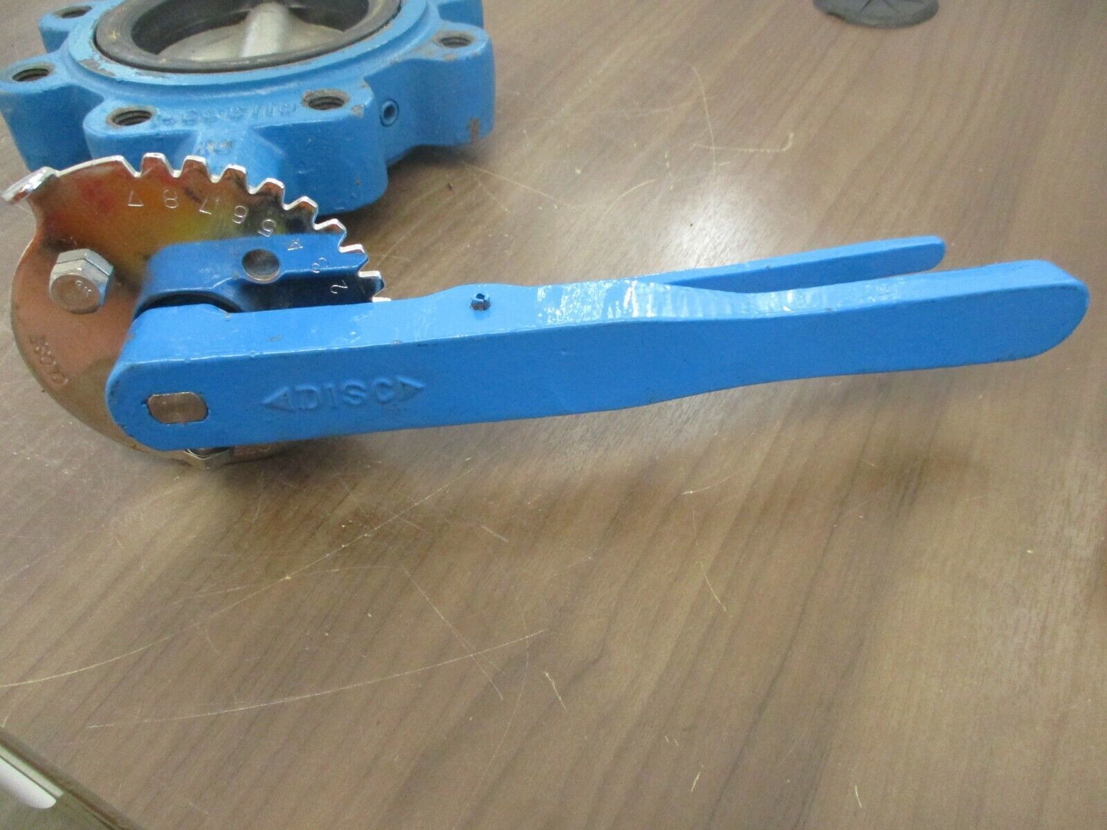 SSI Butterfly Valve 200WOG Size: 4" Disc: CF8M Seat: EPDM Stem: 316 Used