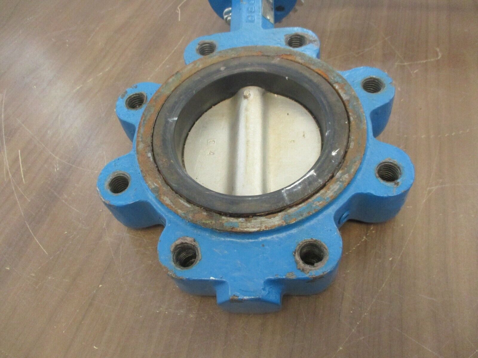 SSI Butterfly Valve 200WOG Size: 4" Disc: CF8M Seat: EPDM Stem: 316 Used