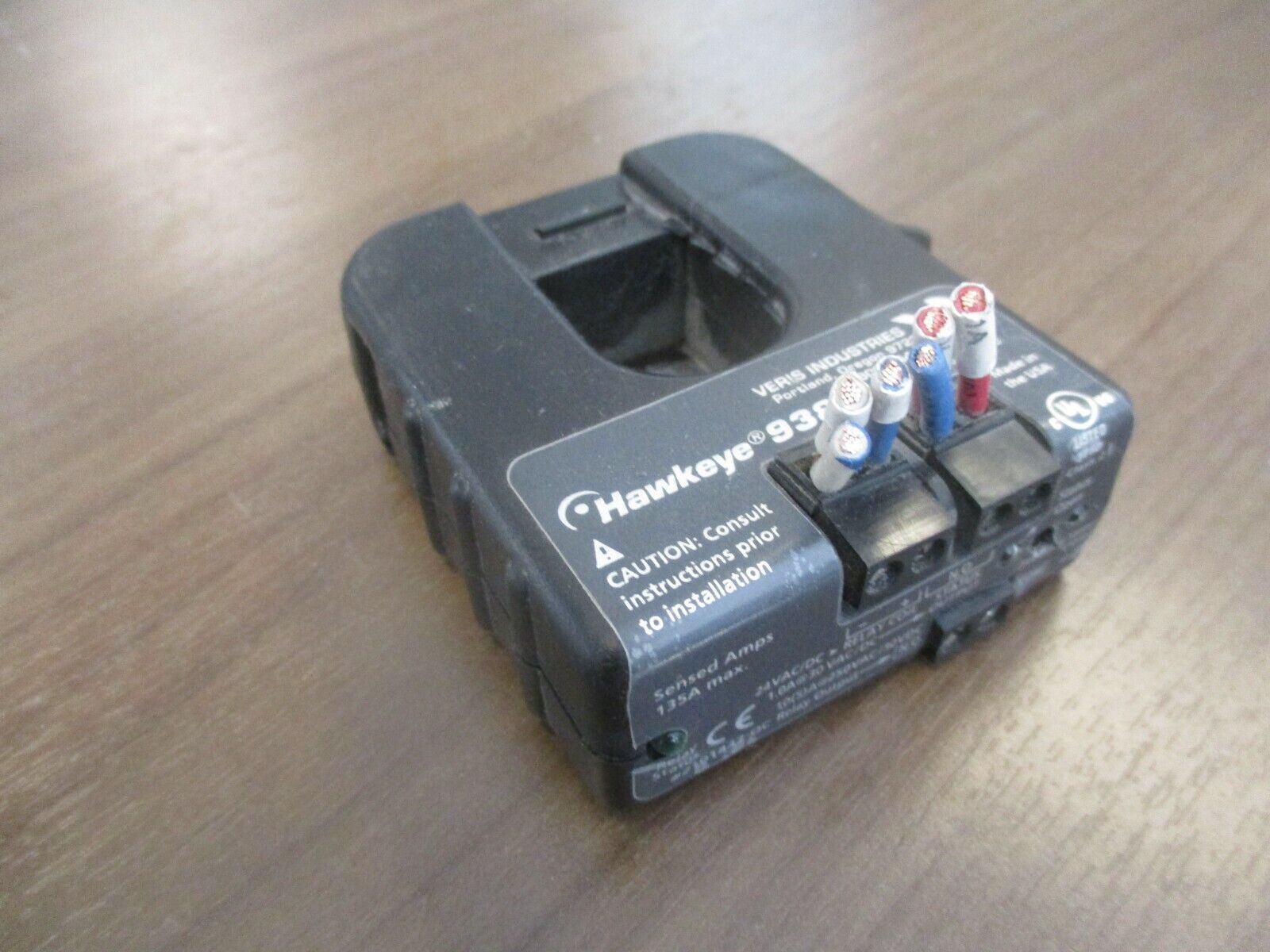 Veris Industries Hawkeye 938 Current Switch Z101437-OC 135A Sensed Used