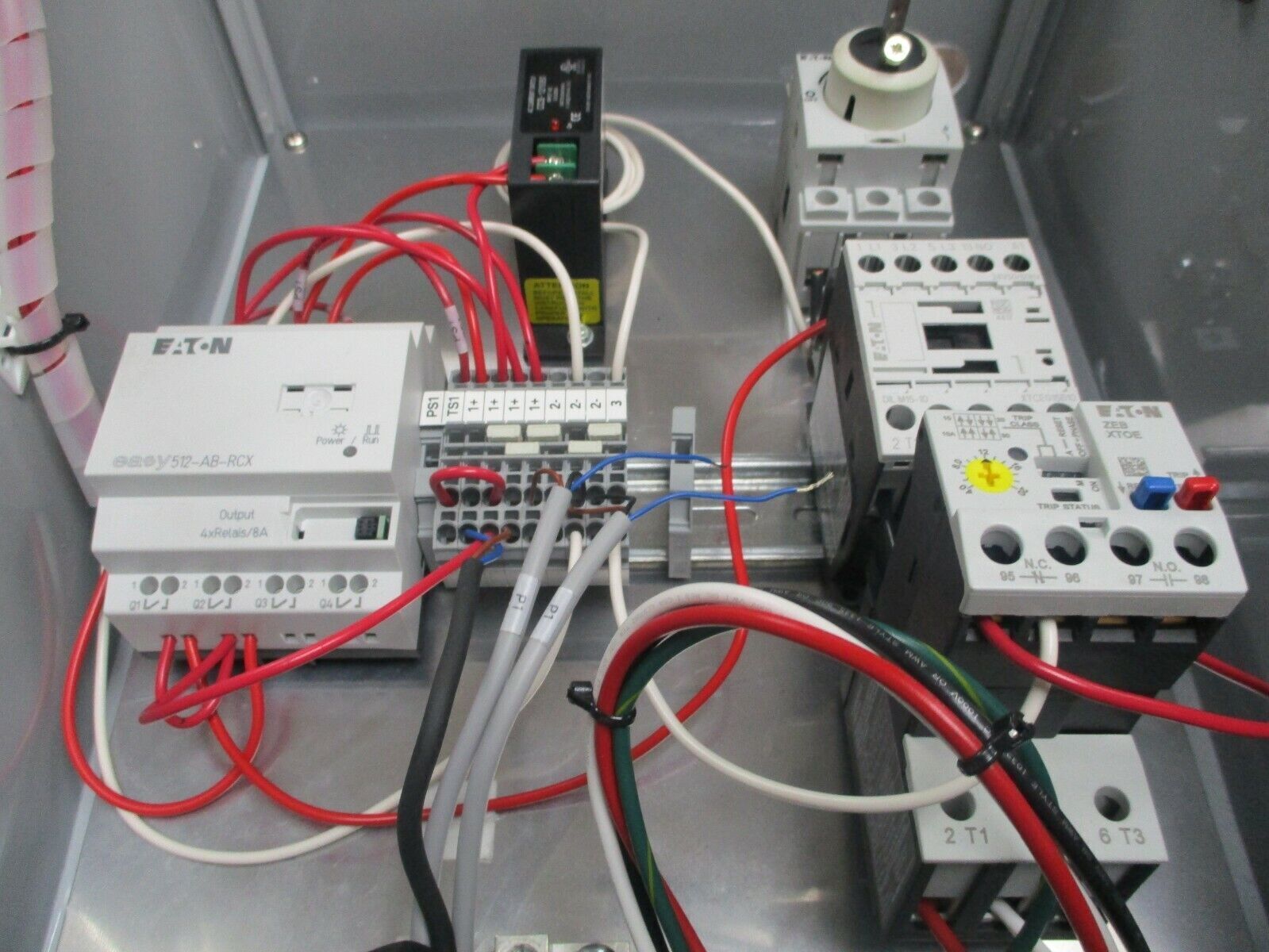 Eaton Type 3R Pump Controller 512-AB-RCX 24V Coil Trip: 4-20A Used