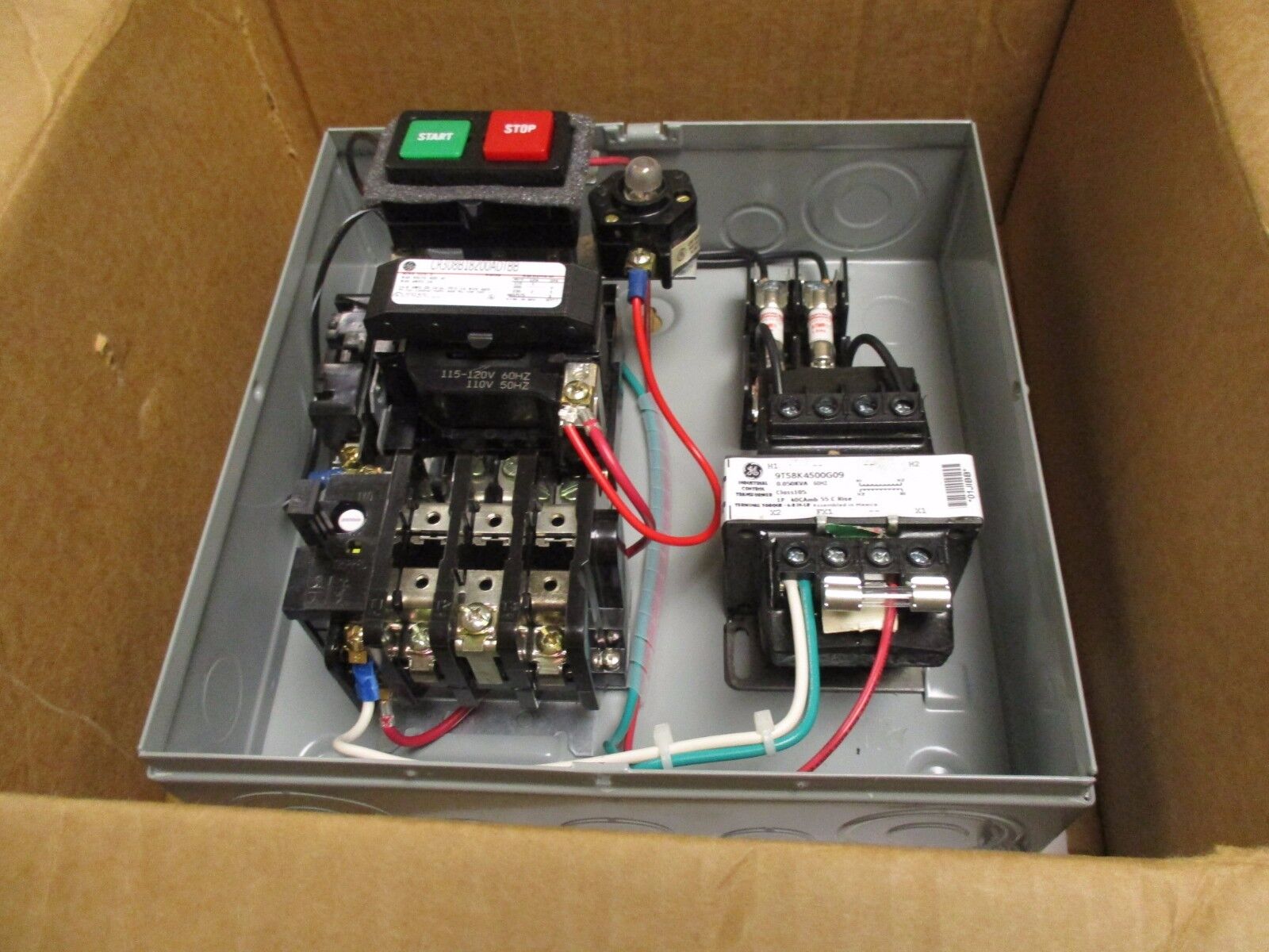 GE Enclosed Starter w/ Control Transformer CR308B18200AD188 Size 0 600V 18A