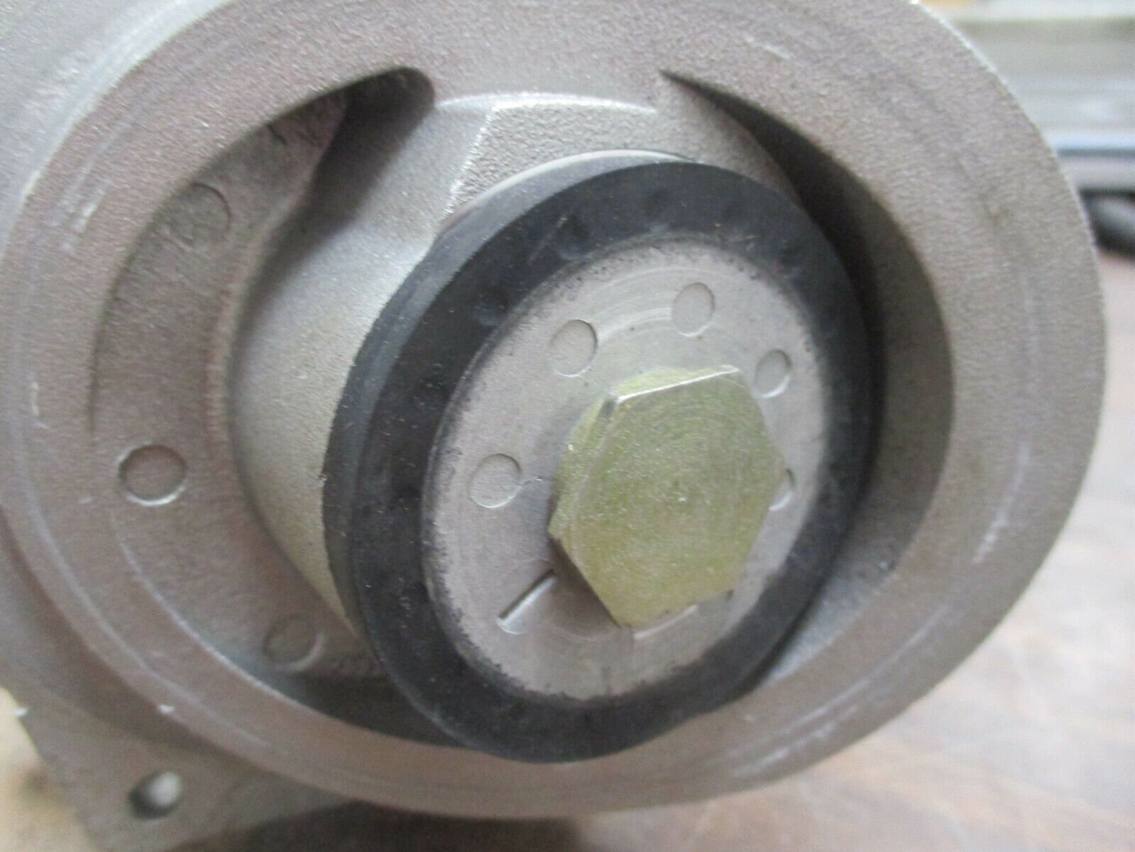 Honeywell Fluid Power Gas Valve Actuator V4055E 1024 110/120V 50/60Hz Used