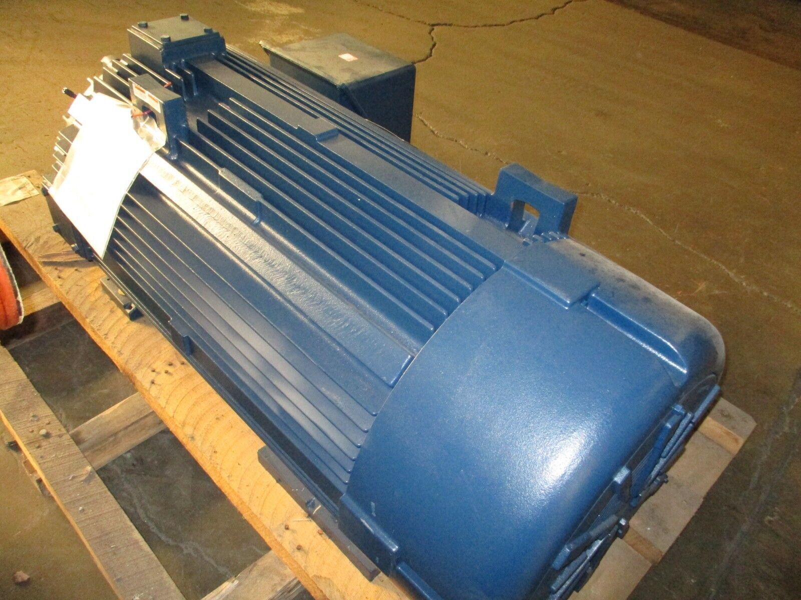 Marathon Electric Motor NVK 5011LTFS16103AA W 250HP 900RPM 460V 340A 60Hz 3Ph