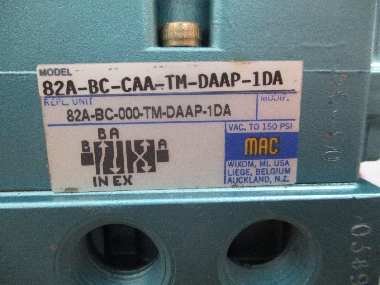 MAC Solenoid Valve 82A-BC-CAA-TM-DAAP-1DA VAC-150PSI Used