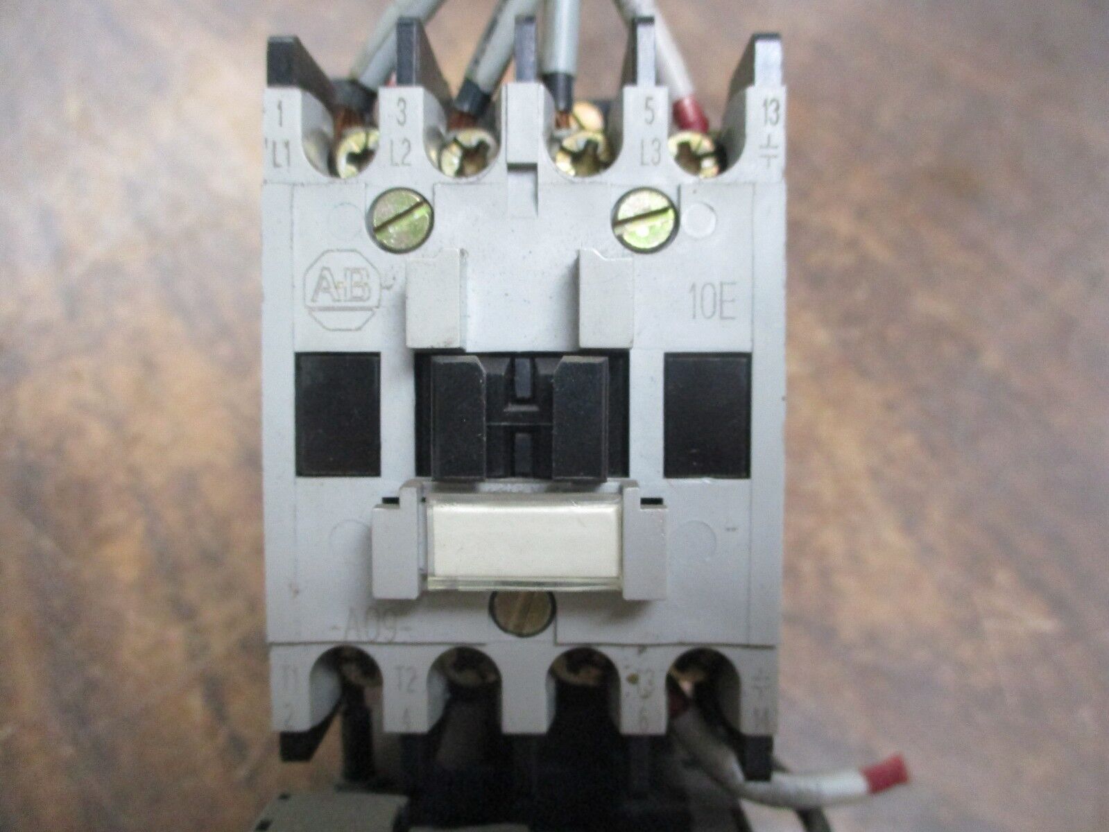 Allen-Bradley Starter 100-A09ND3/193-A1E1 120V Coil 9A 600V Trip: 1.6-5.0A Used