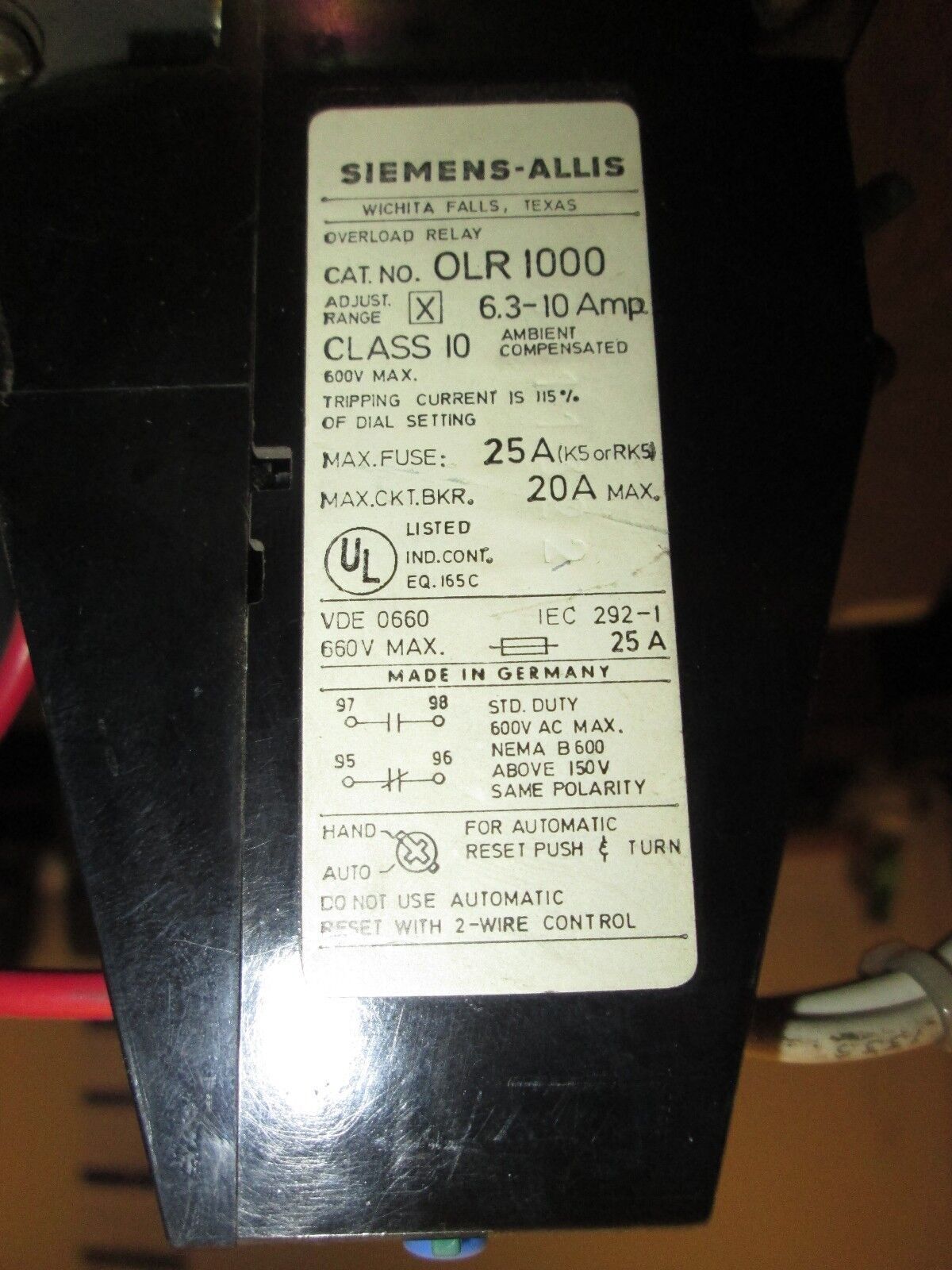 Siemens Contactor CXLA0*3 OLR 1000 Solid State Overload 9A 600V 120V Coil Used