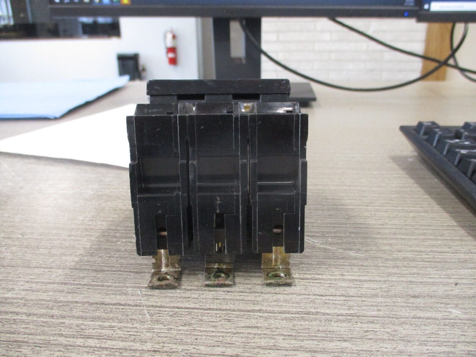 GE Bolt-on Circuit Breaker THQB 320 20 20A 240V 3P Used