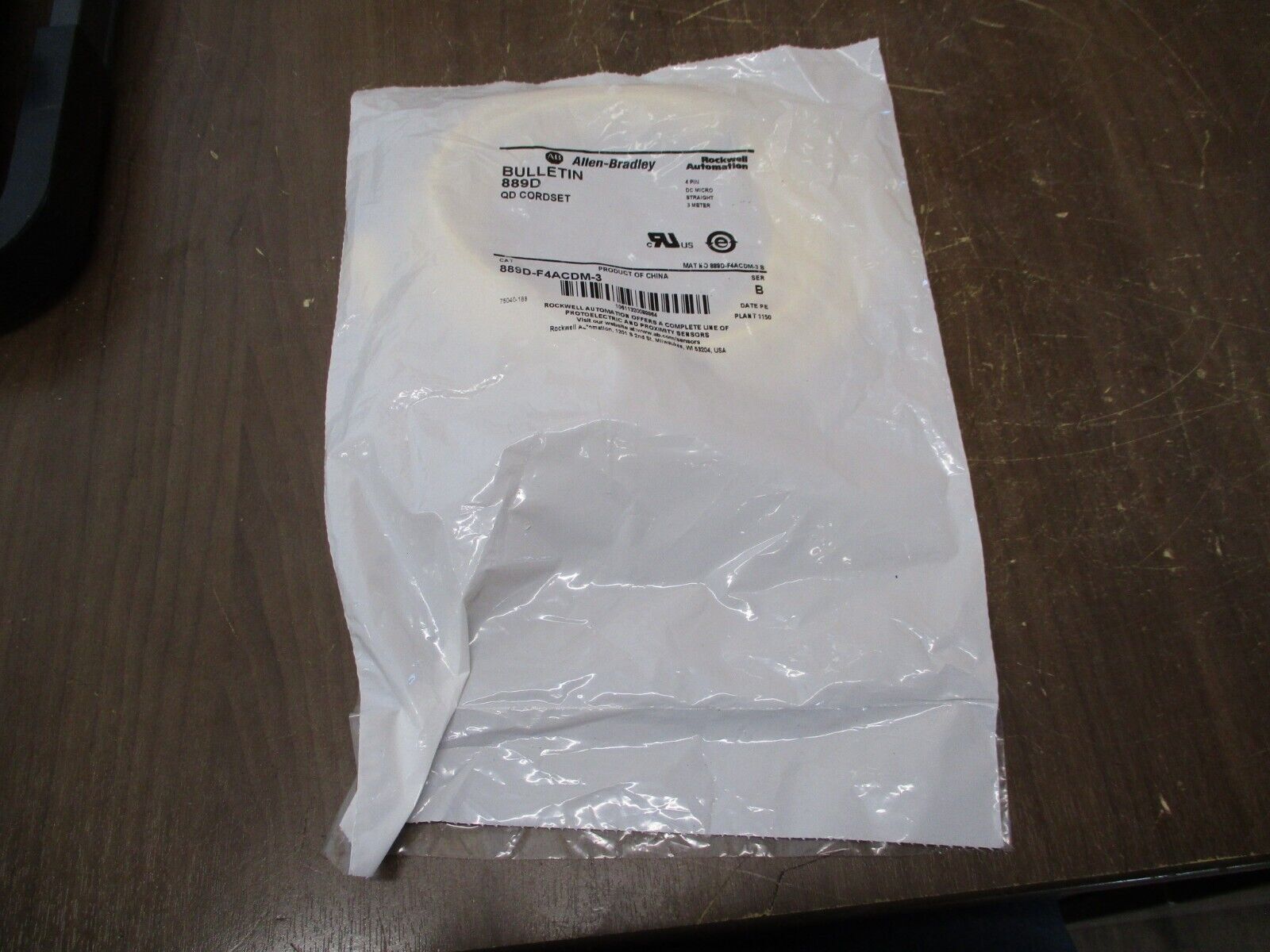 Allen-Bradley QD Cordset 889D-F4ACM-3 Ser. B 4-Pin DC Micro Straight 3 Meter