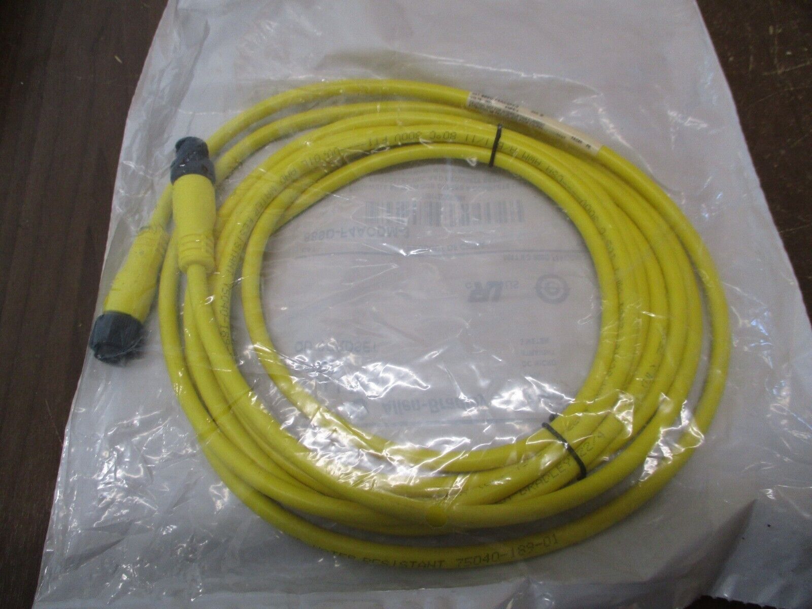 Allen-Bradley QD Cordset 889D-F4ACM-3 Ser. B 4-Pin DC Micro Straight 3 Meter