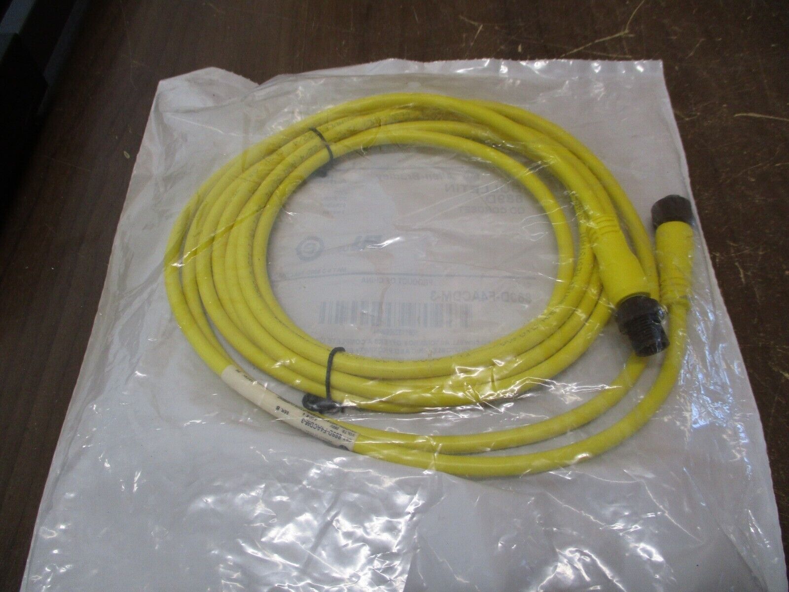 Allen-Bradley QD Cordset 889D-F4ACM-3 Ser. B 4-Pin DC Micro Straight 3 Meter