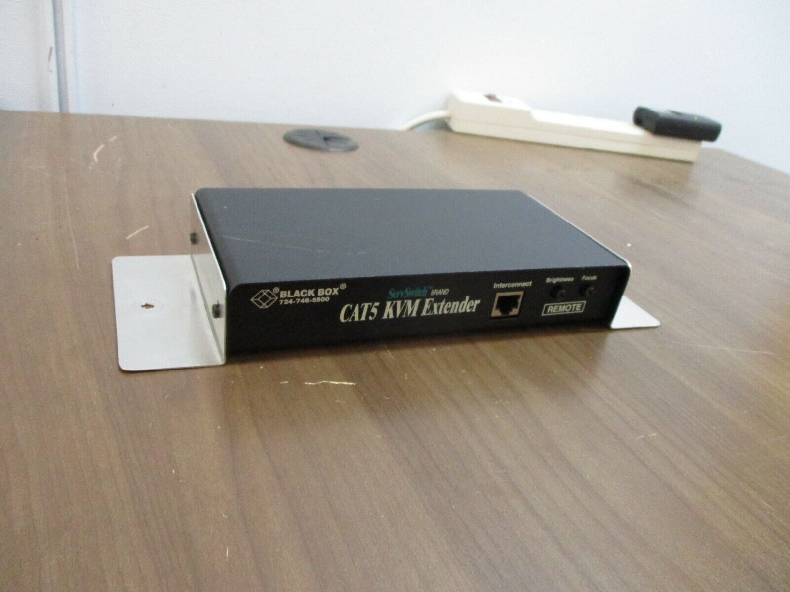 Blark Box ServSwitch CAT5 kvm Extender ACU1002A Ver. 44S49A/S21 Used