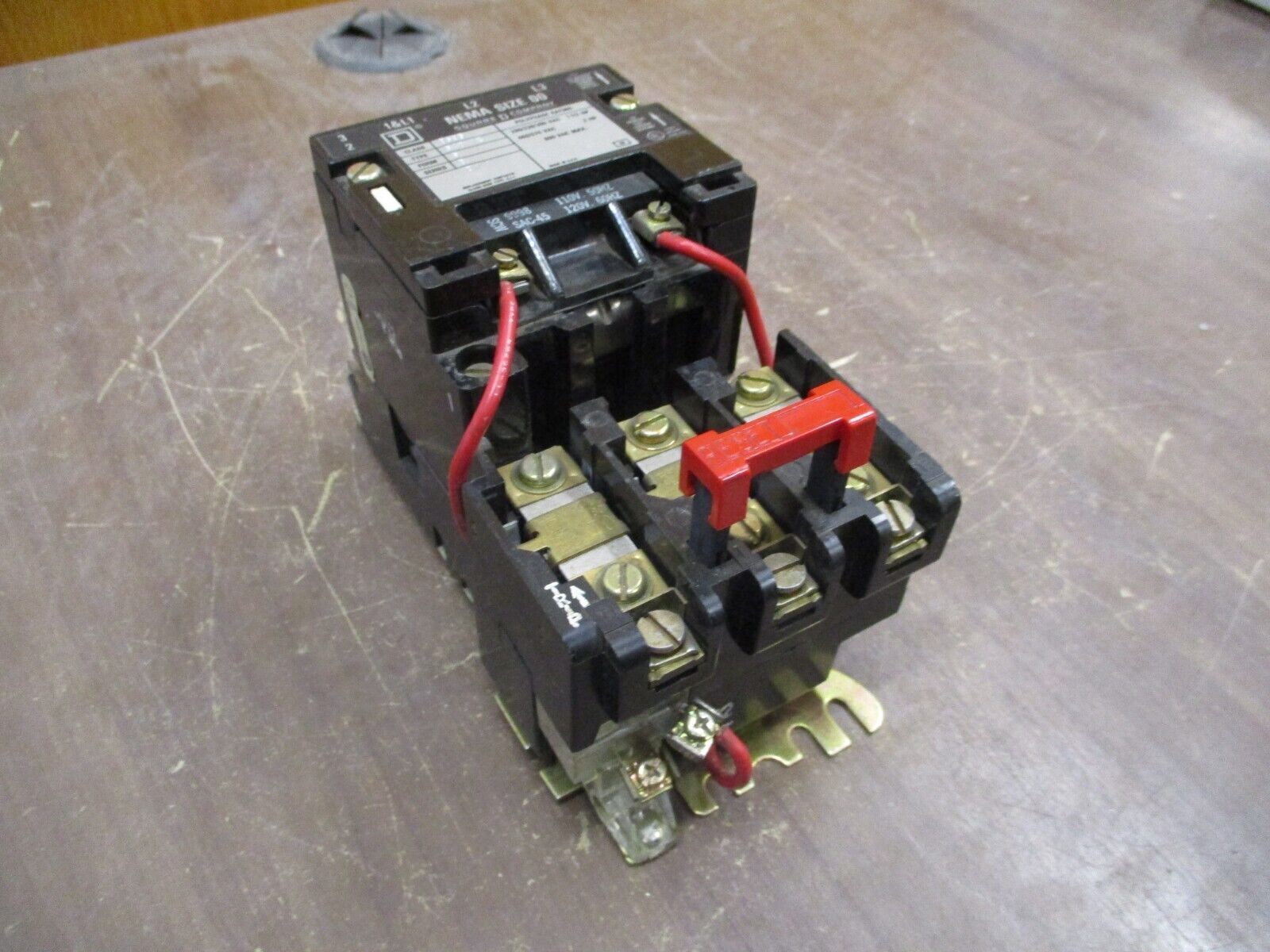 Square D Size 00 Starter 8536 SA0 12 120V Coil Used