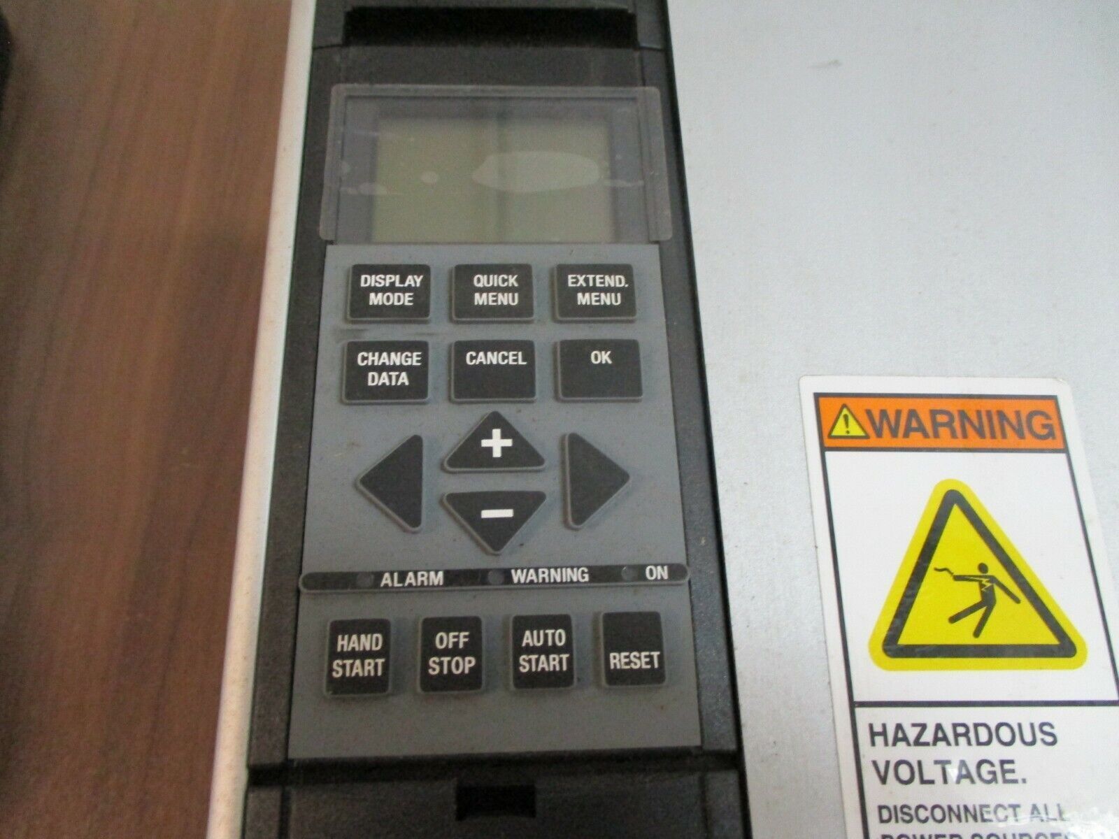 Trane TRI Series AC Drive TRI6006GT2C20STR1DLF00A00C0 5HP 3Ph w/Keypad Used