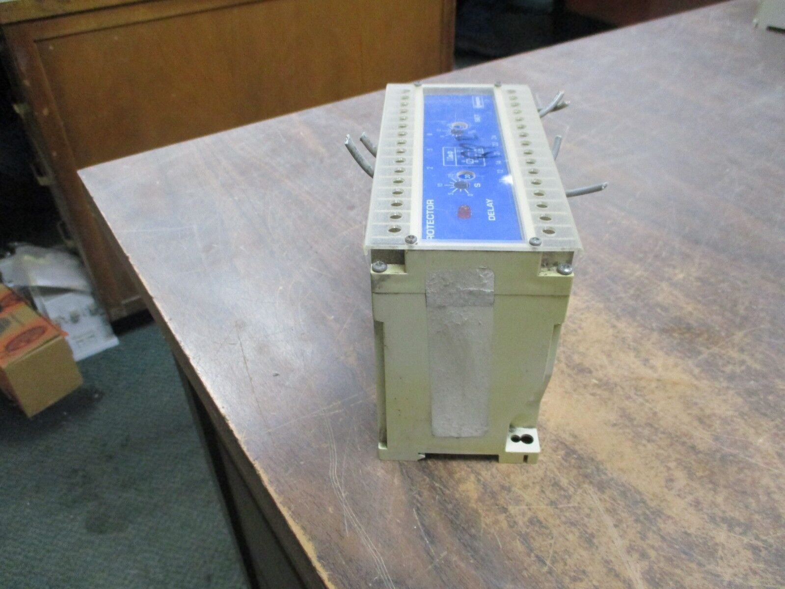 Crompton Protector Time Delay Relay 256-PASU 240V L-N 5A, 60Hz Used