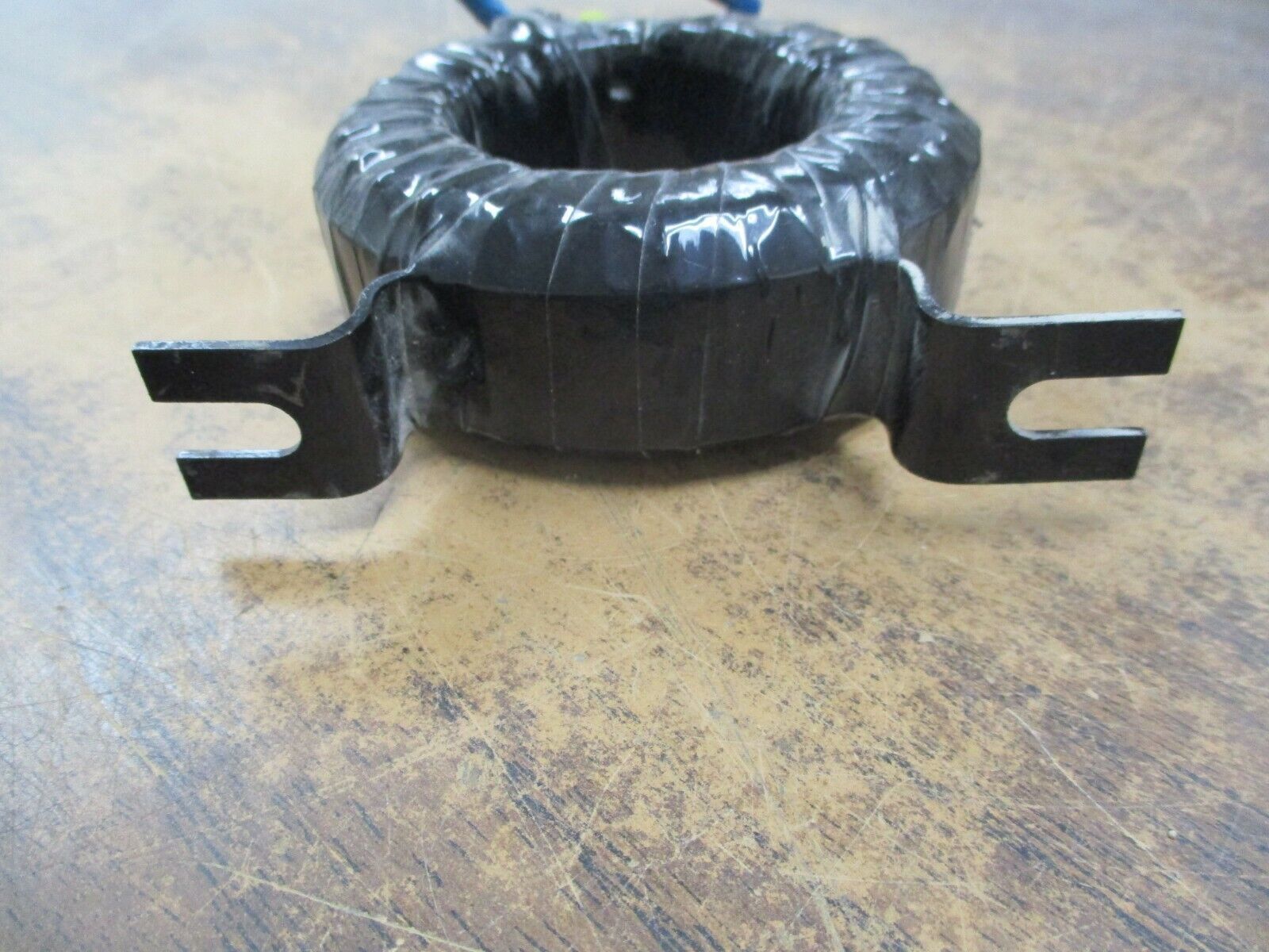Crompton Current Transformer 814-943 Ratio 100:5A Used