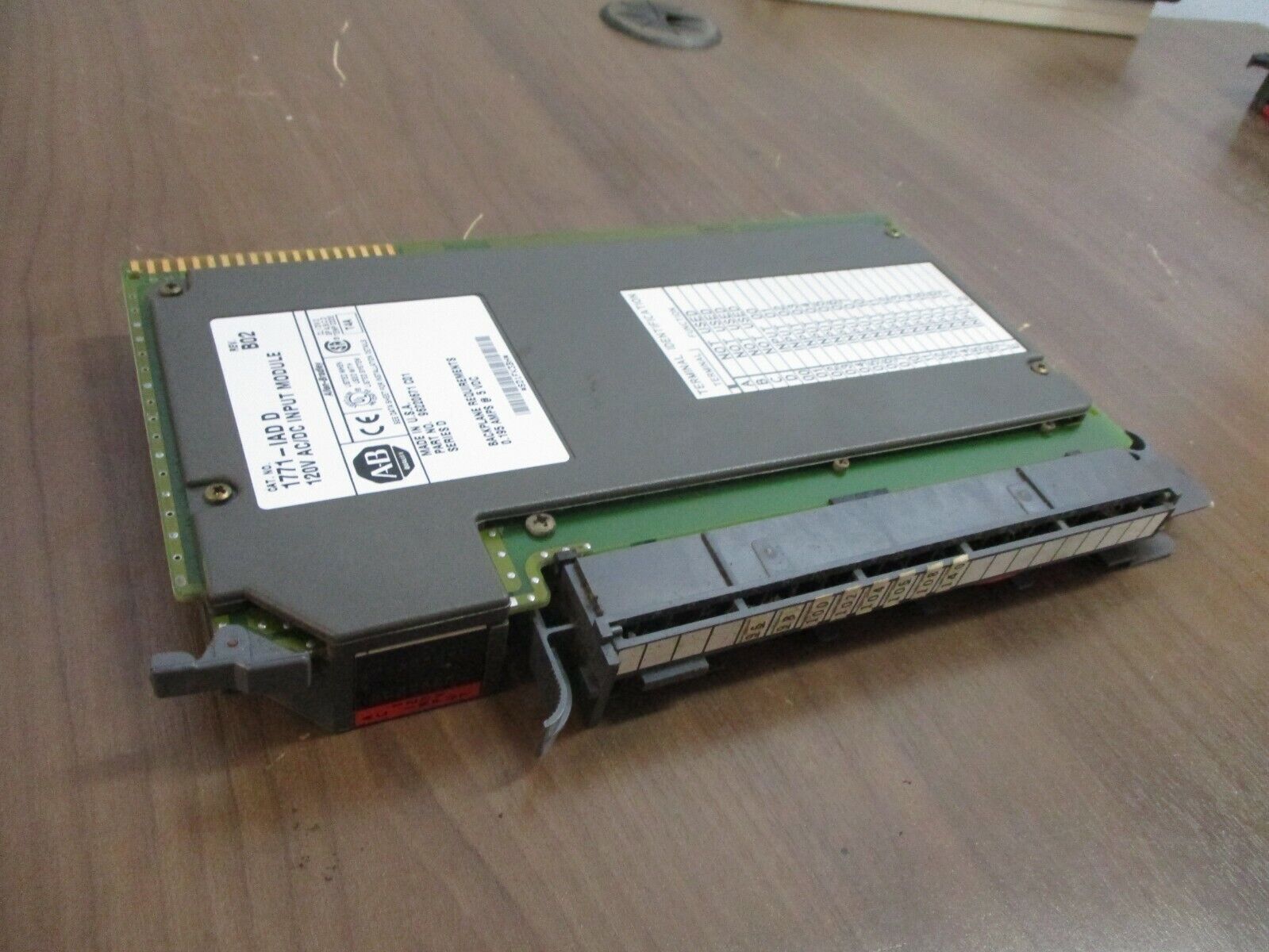Allen-Bradley AC/DC Input Module 1771-IAD D Rev. B02 120V Used