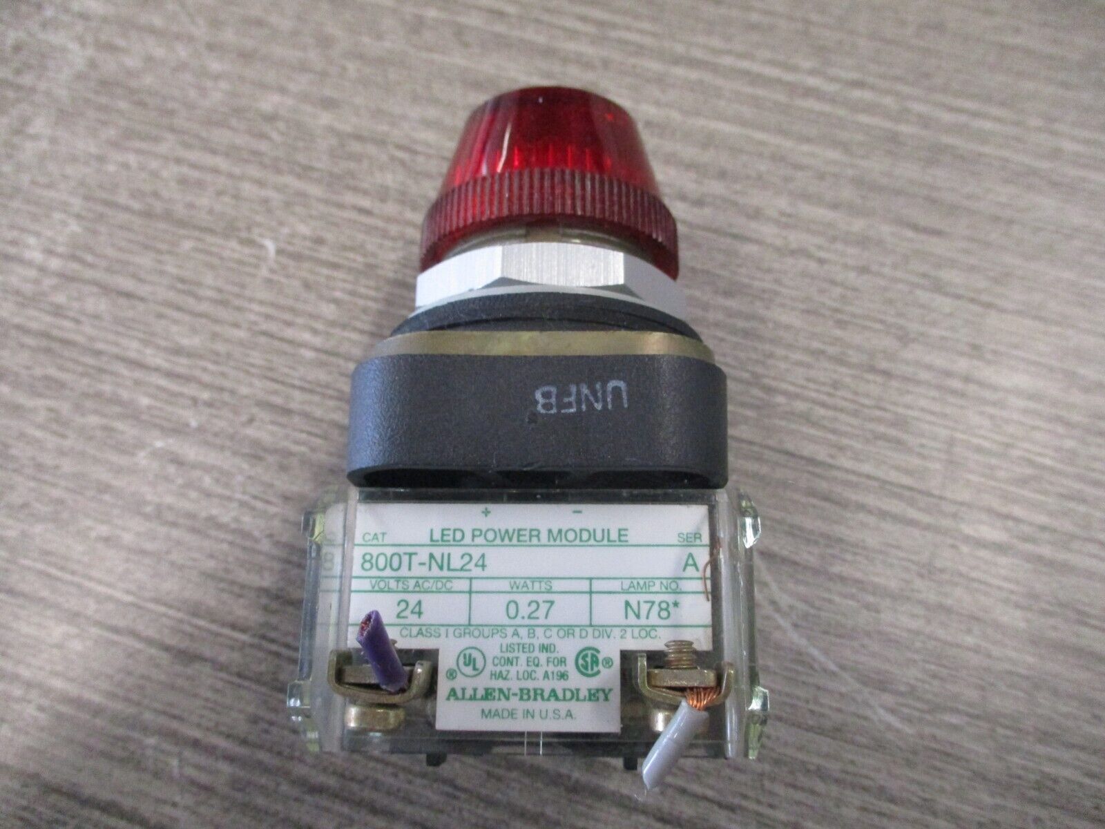 Allen-Bradley Pilot Light 800T-QL24A Ser. T Red 24V AC/DC Type 4,13 Used