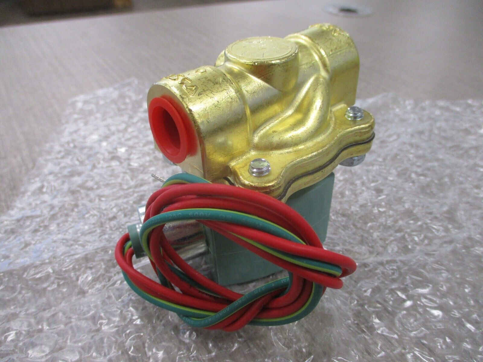 Asco Red Hat Solenoid Valve 8210G001 120V New Surplus