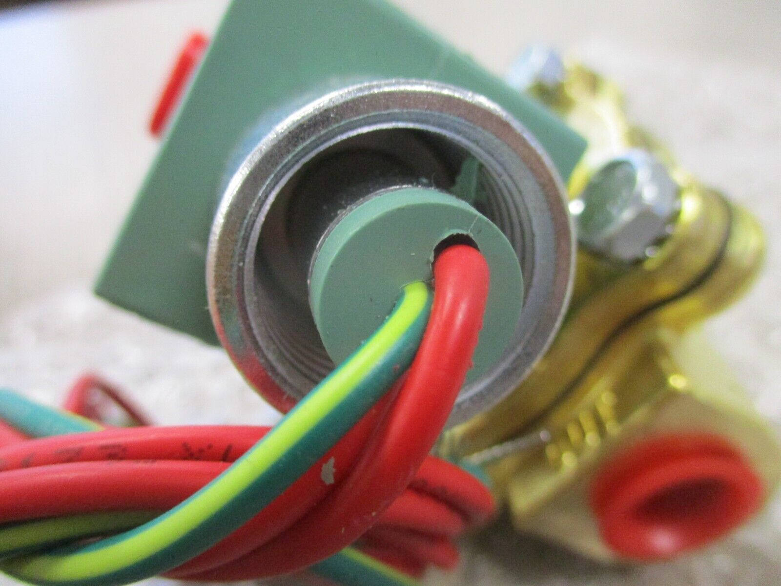 Asco Red Hat Solenoid Valve 8210G001 120V New Surplus