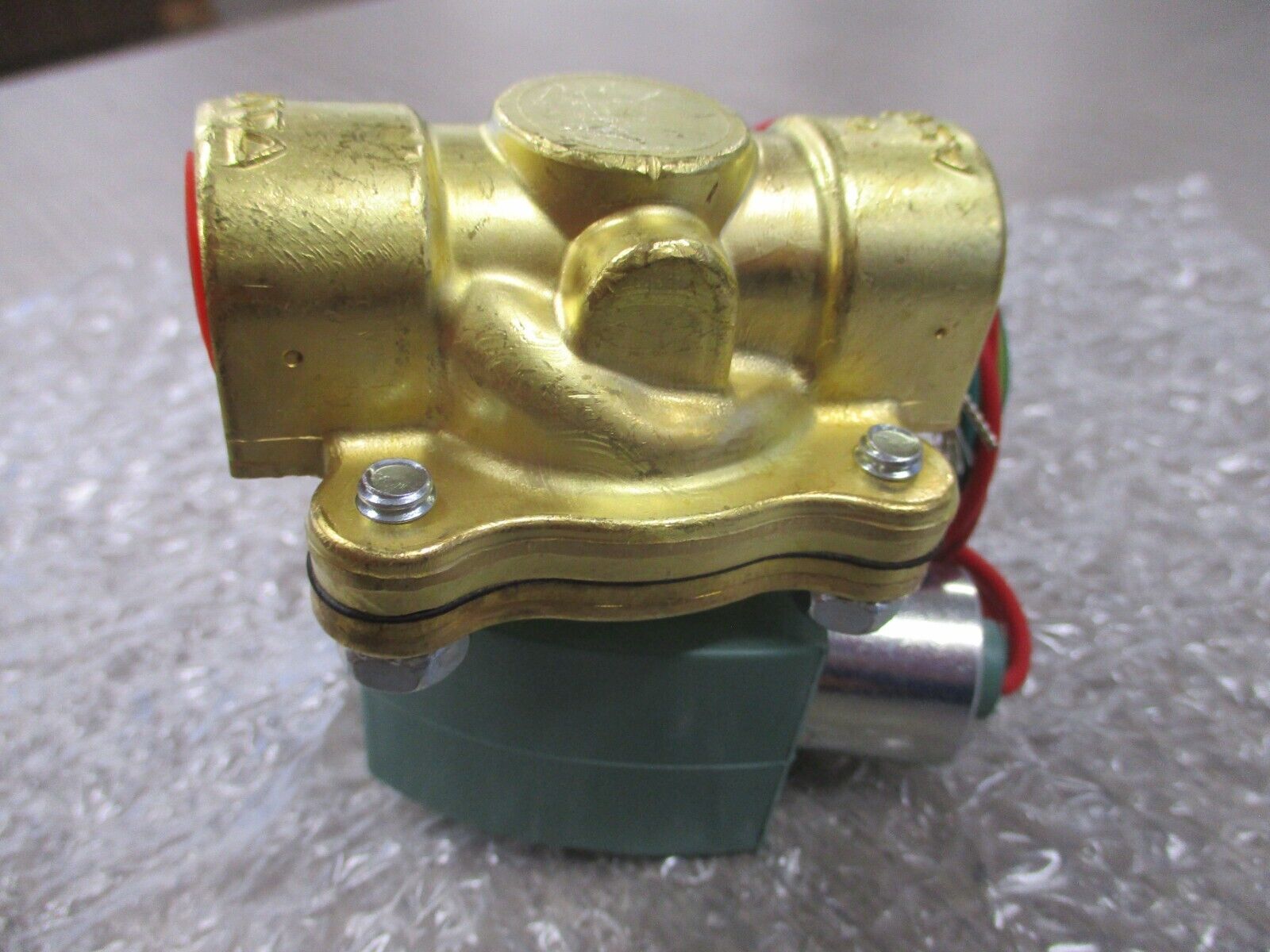 Asco Red Hat Solenoid Valve 8210G001 120V New Surplus